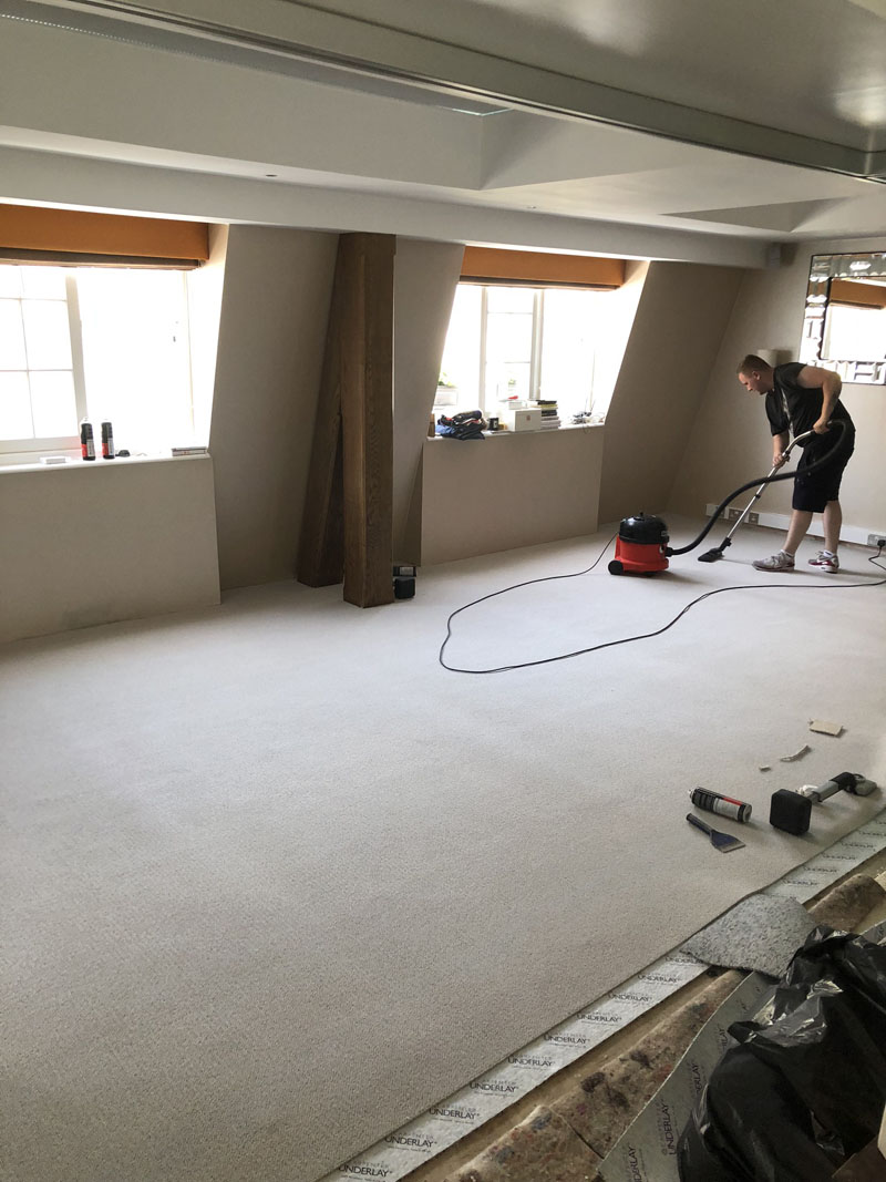 portfolio-grey-carpet-installation-st-johns-wood (2)