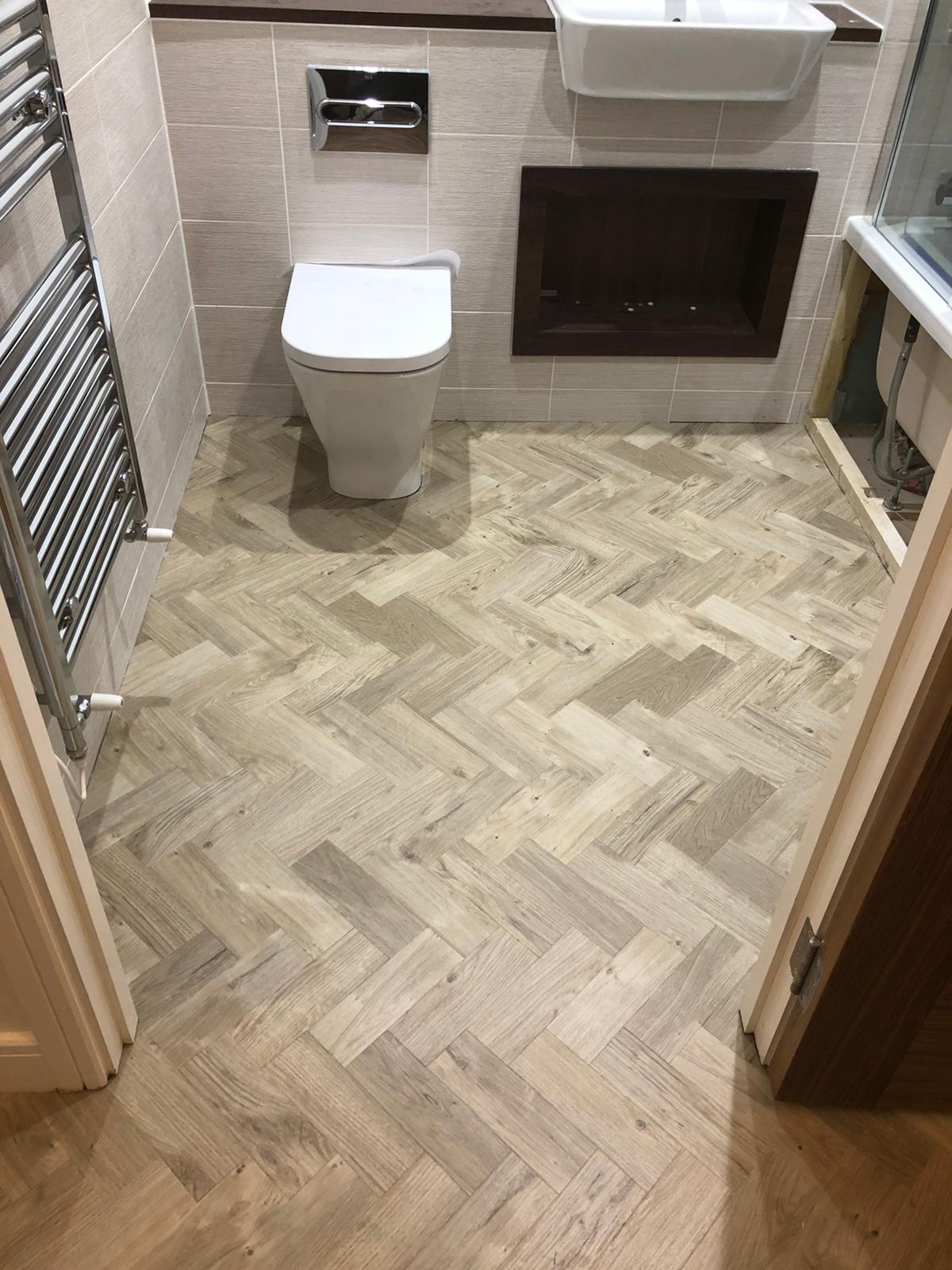 To supply & install Amtico Spacia Sun Bleached Oak luxury vinyl flooring in Kilburn 8