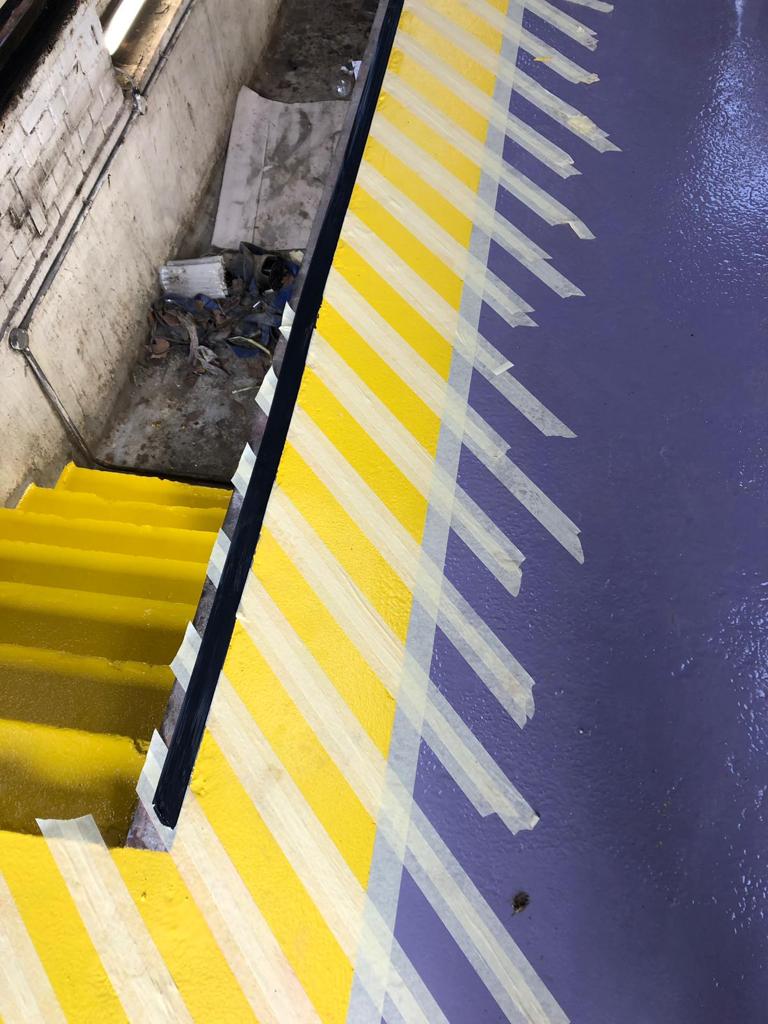 Vanguard Contracts to carry out the refurbishment of a 1200m2 Multi brand workshop floor at F G Barnes Guildford 11