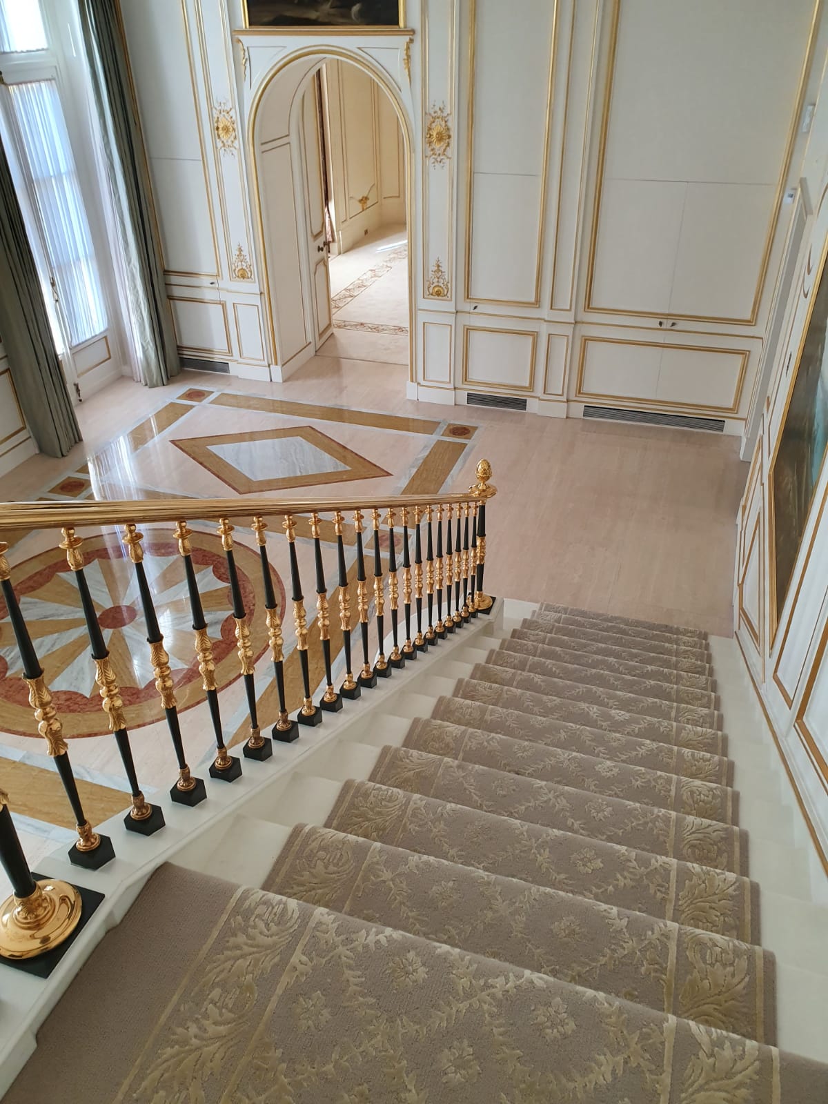 Bespoke Patterned Carpet 8