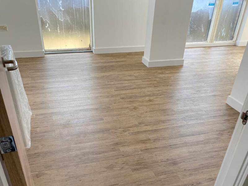 Polyflor Beveline Flooring in Sandwood Construction, Vinyl Flooring, Office