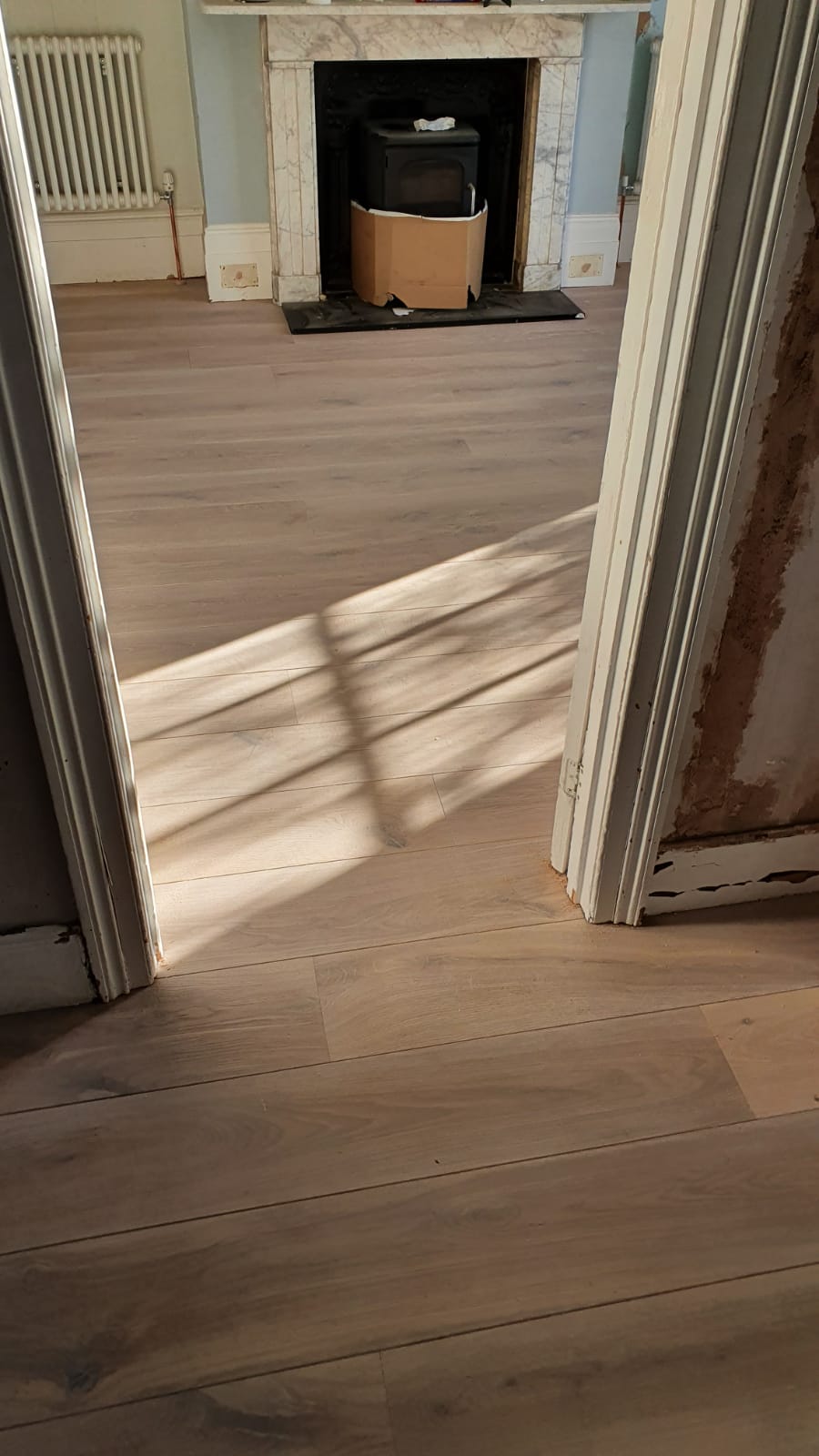 Staki Brushed & White Oil Wood Flooring 2