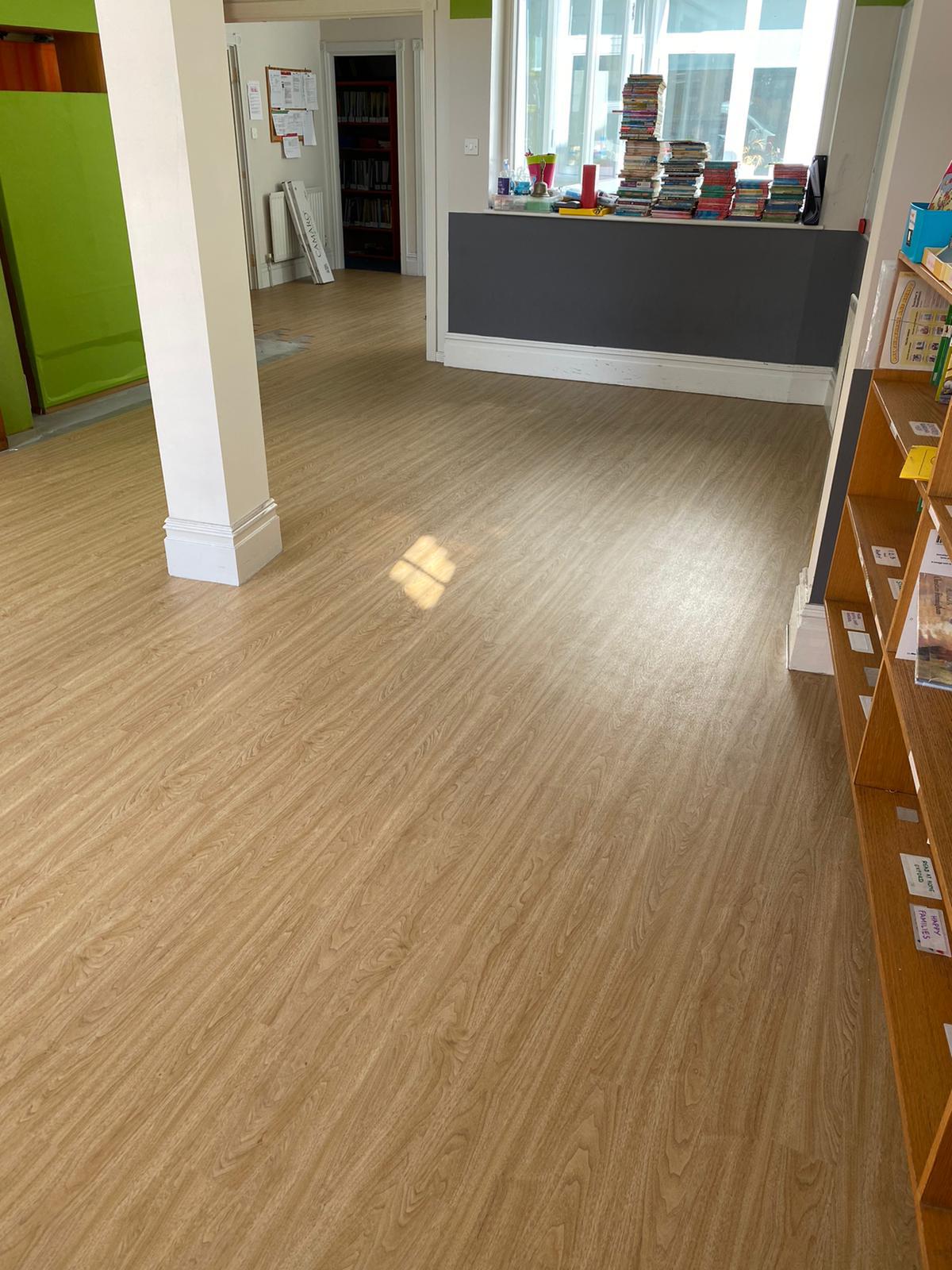 Polyflor Camaro American Oak Luxury Vinyl Tile 4