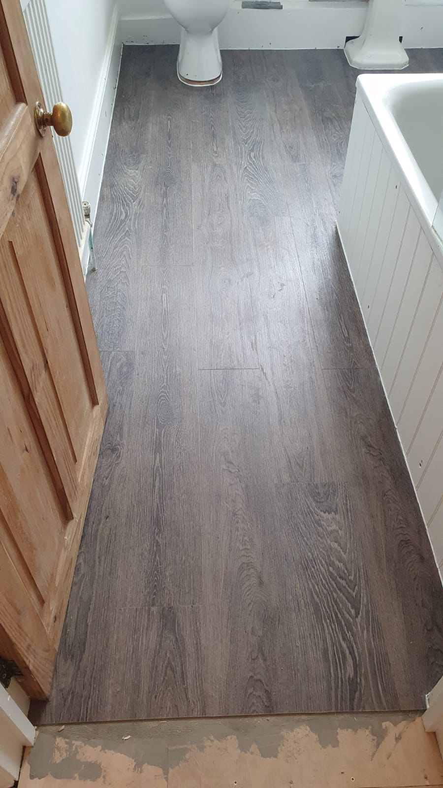 Amtico Spacia Bruges Oak Luxury Vinyl Tile in Islington 3