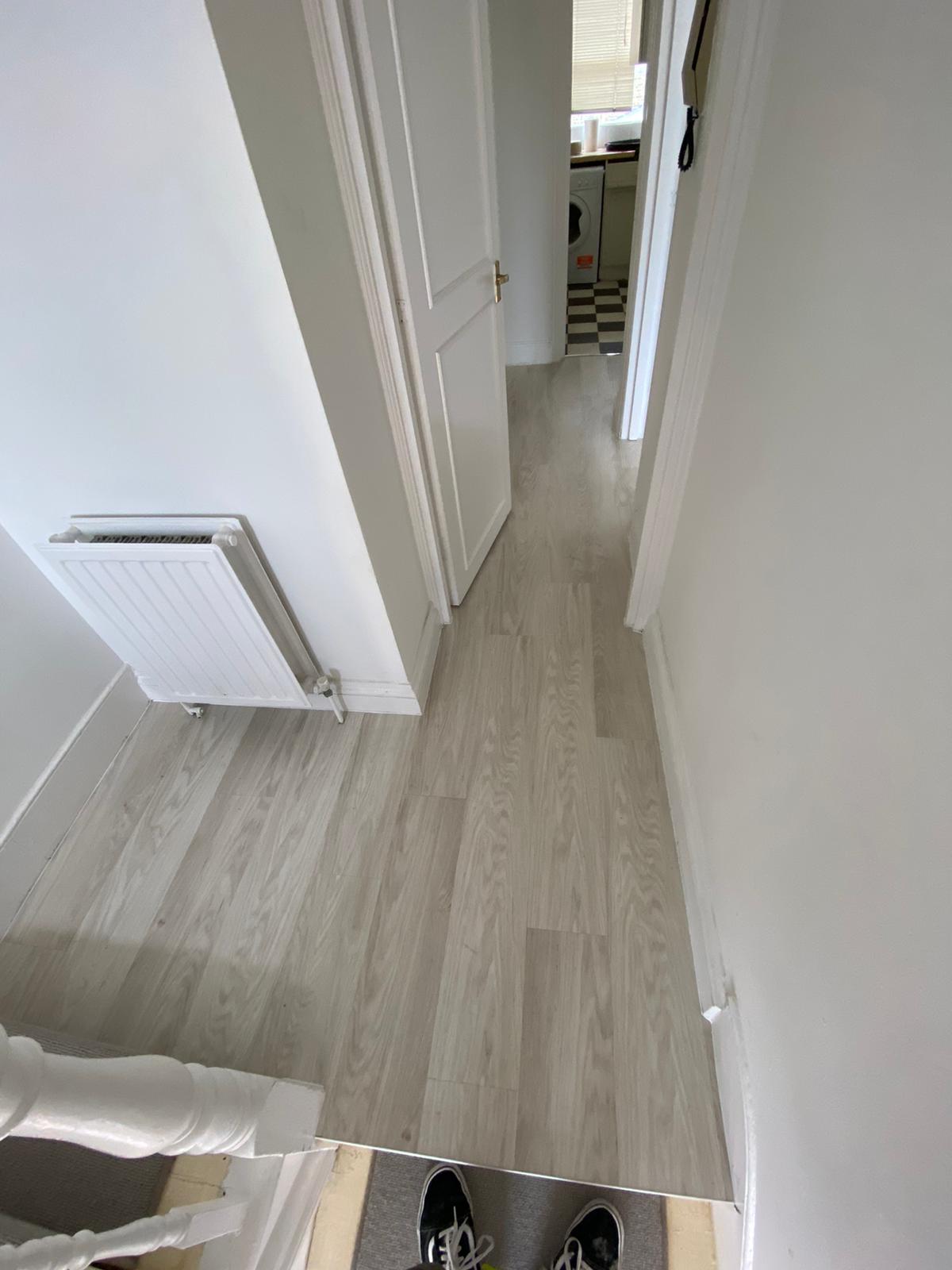 Amtico Spacia White Oak Luxury Vinyl Tile In Knightsbridge 1