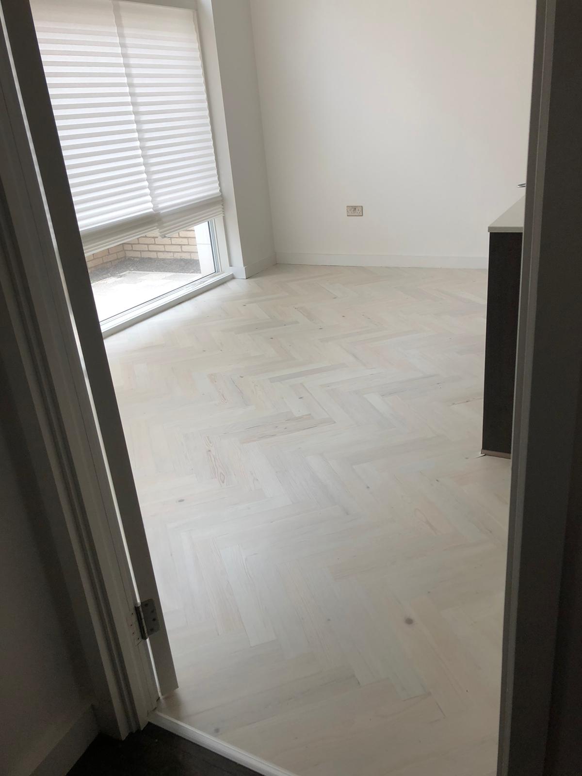 Karndean Knight Tile Washed Scand Prime Herringbone in Chelsea 2