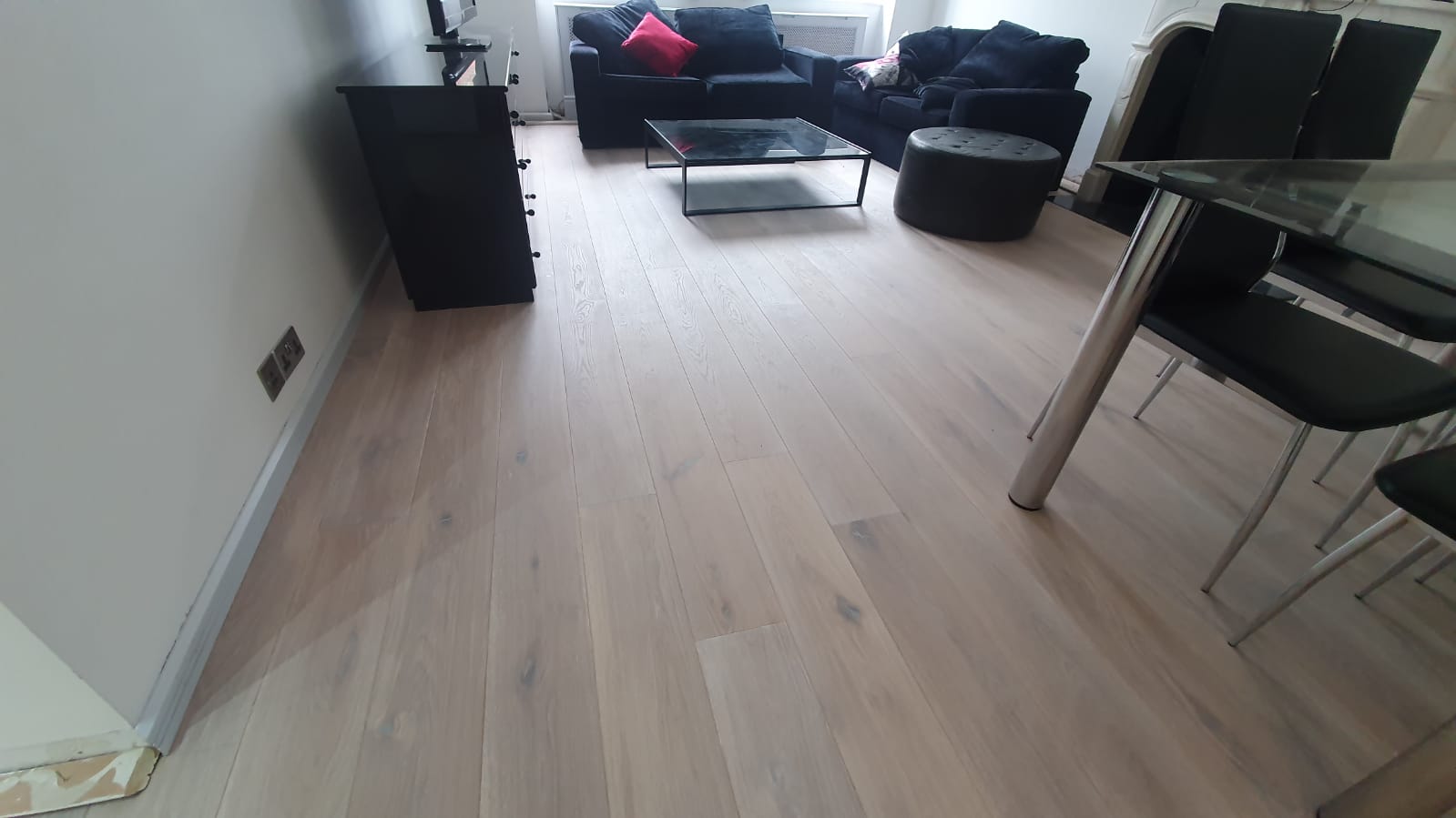 Staki Oak & White Brushed Oil Wood Flooring 3