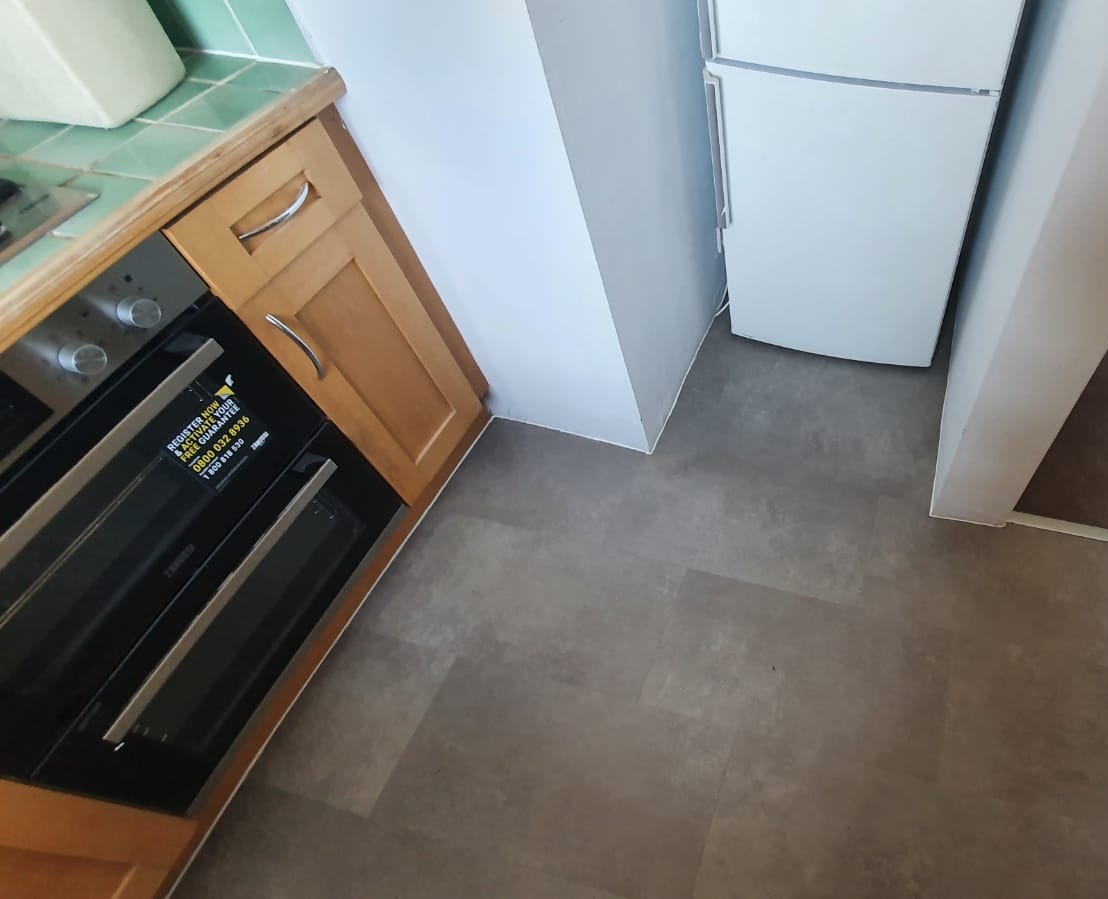 Amtico Click Luxury Vinyl Flooring in Earls Court - Amtico Flooring - Residential