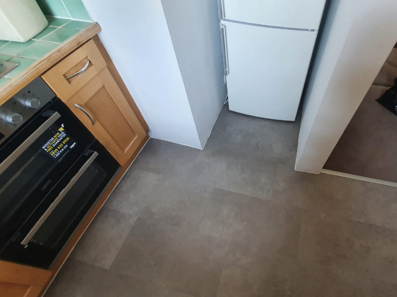 Amtico Click Luxury Vinyl Flooring in Earls Court - Amtico Flooring - Residential