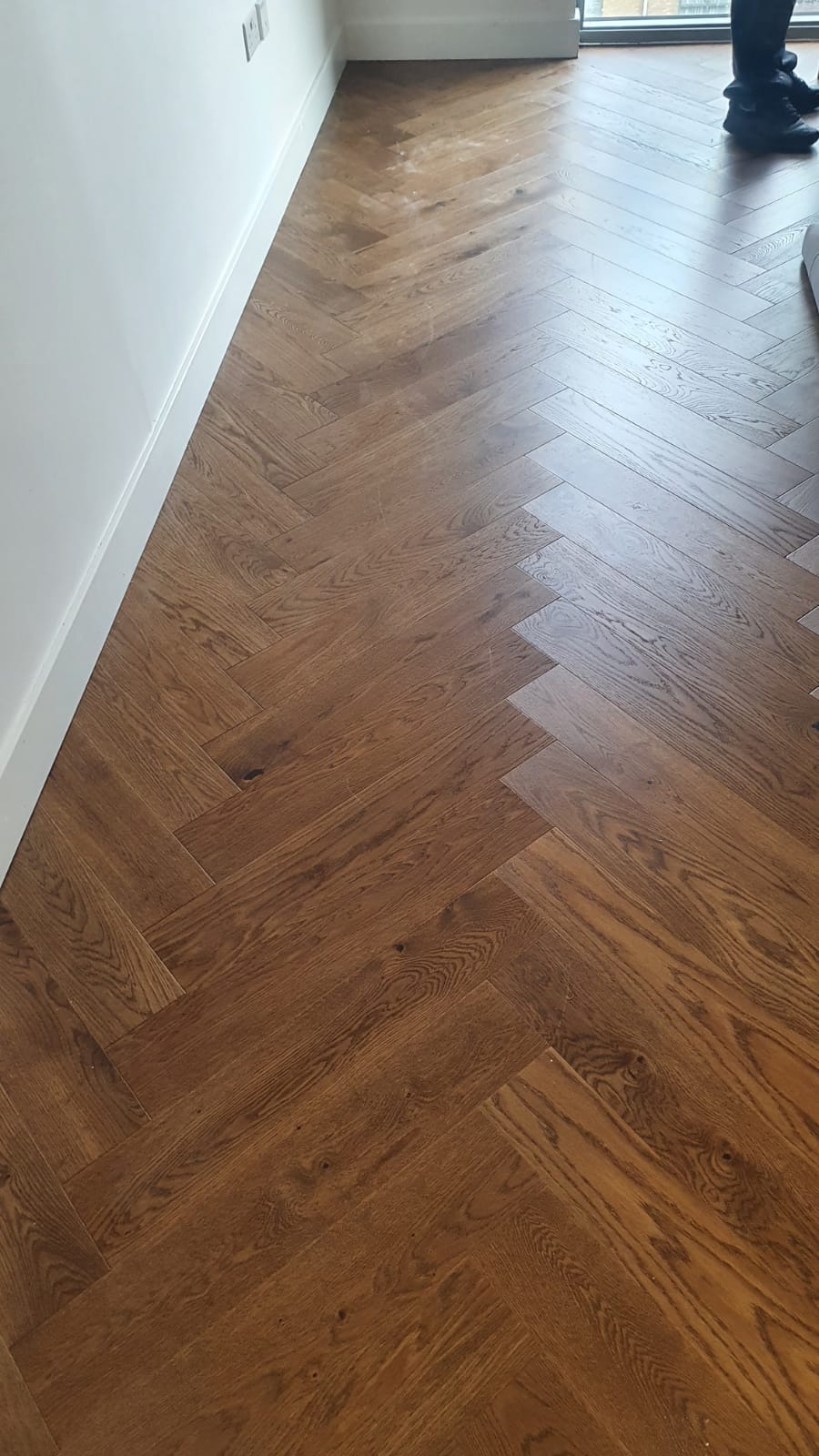 Kersaint Cobb Levana Herringbone LV415 in Richmond 3