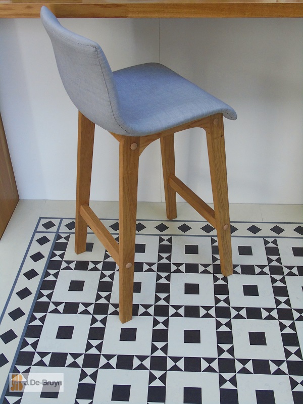 Marmoleum RD112 Paired With RDB210 Borders and Corners - Products