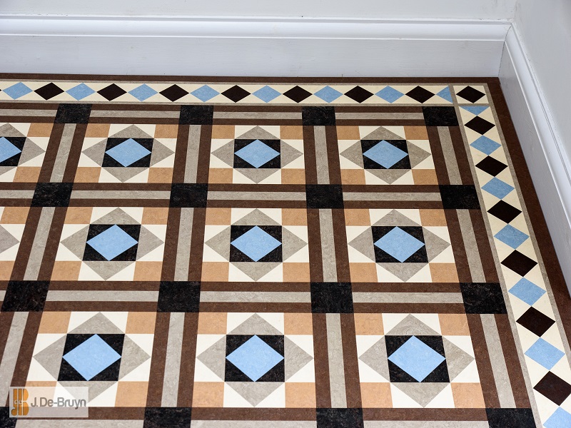 Marmoleum RD122 Paired With RBD205 Borders and Corners - News - Marmoleum Flooring