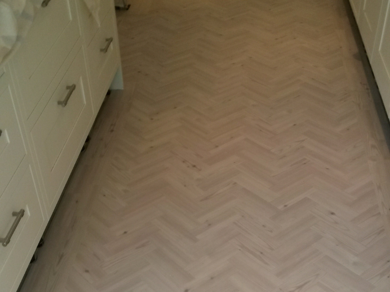 Amtico Signature Chalked Pine in Fulham Vinyl Flooring - Amtico Flooring - Residential
