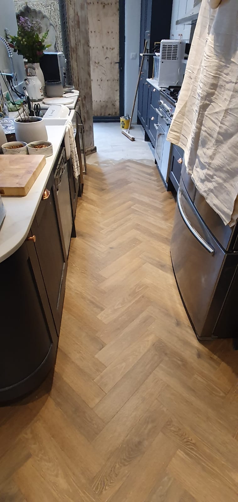 Amtico Spacia Traditional Oak in Herringbone Design 3