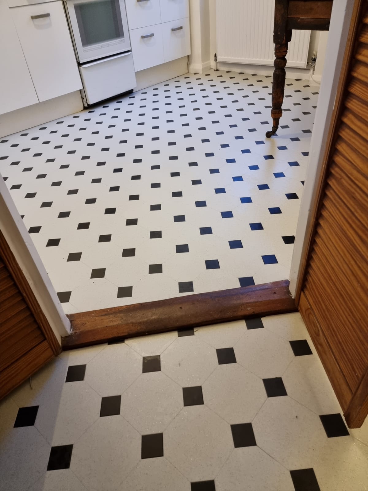 Amtico Signature Designers Choice DC305 Key Stone Luxury Vinyl Tile 3