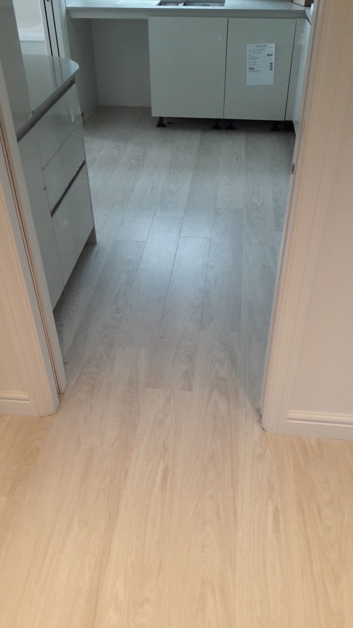 Amtico Signature White Washed Wood in Belgravia 2