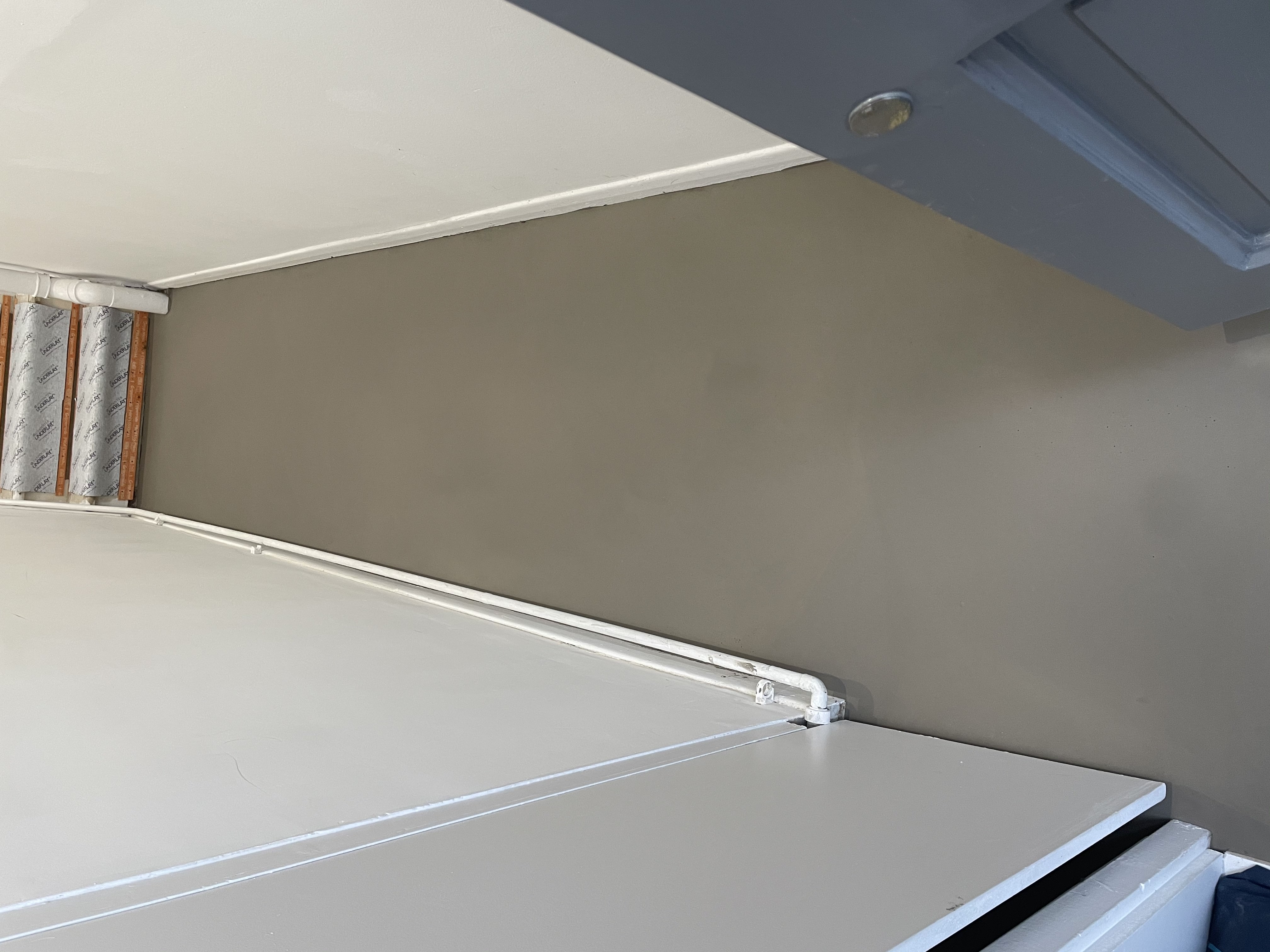 Amtico Spacia Ceramic Dark Vinyl Flooring In Fulham 1