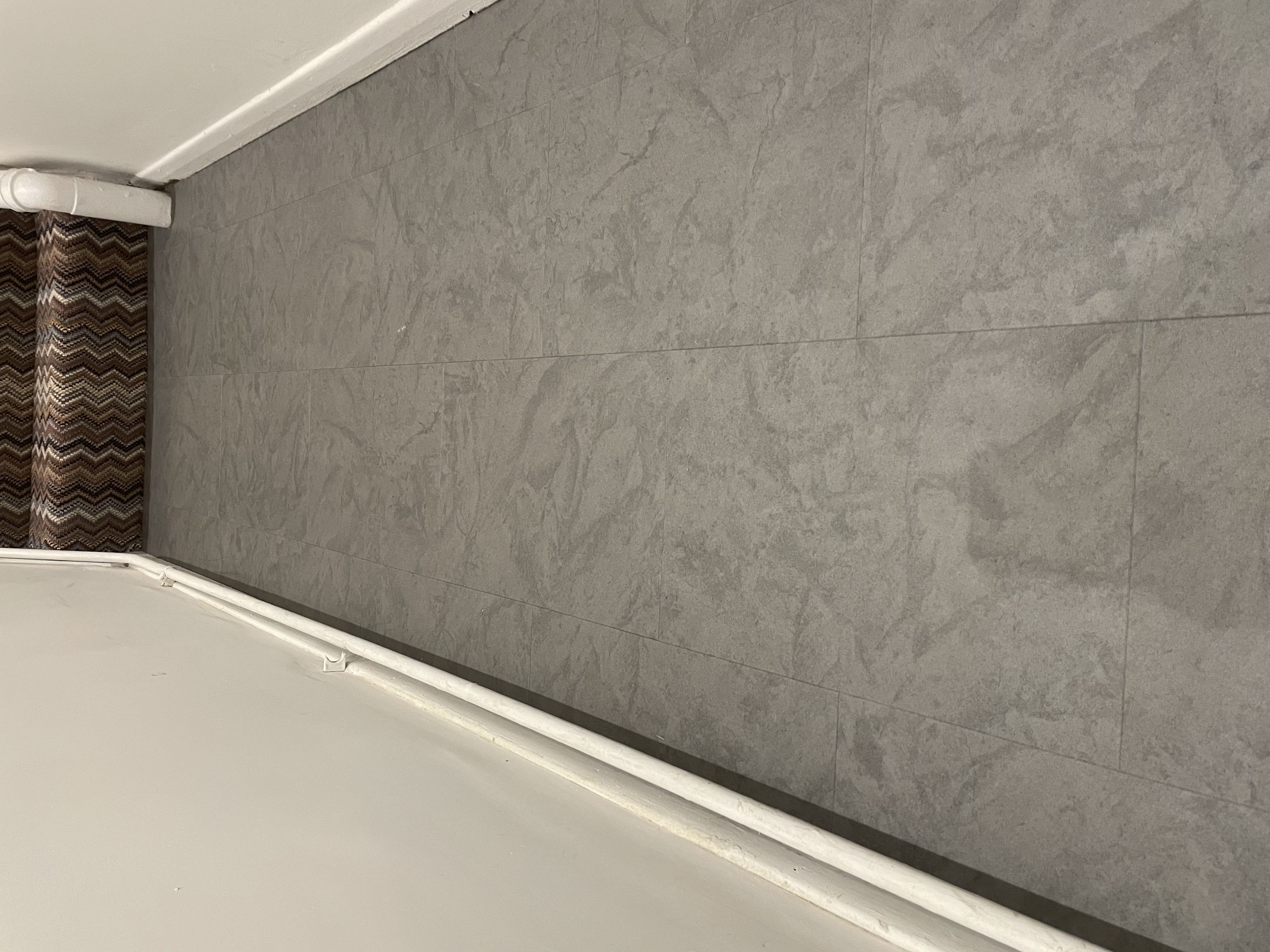 Amtico Spacia Ceramic Dark Vinyl Flooring In Fulham 2