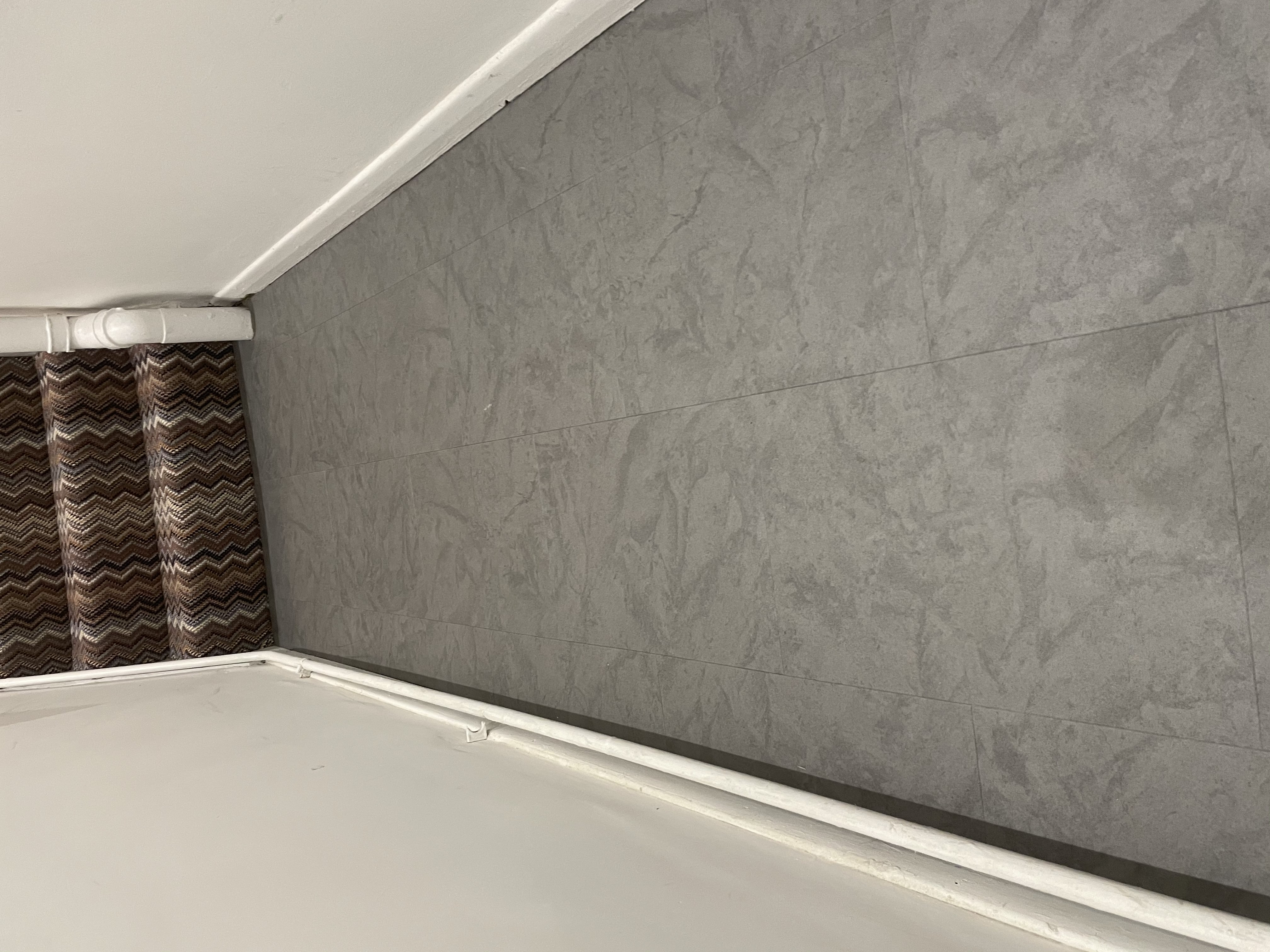 Amtico Spacia Ceramic Dark Vinyl Flooring In Fulham 5