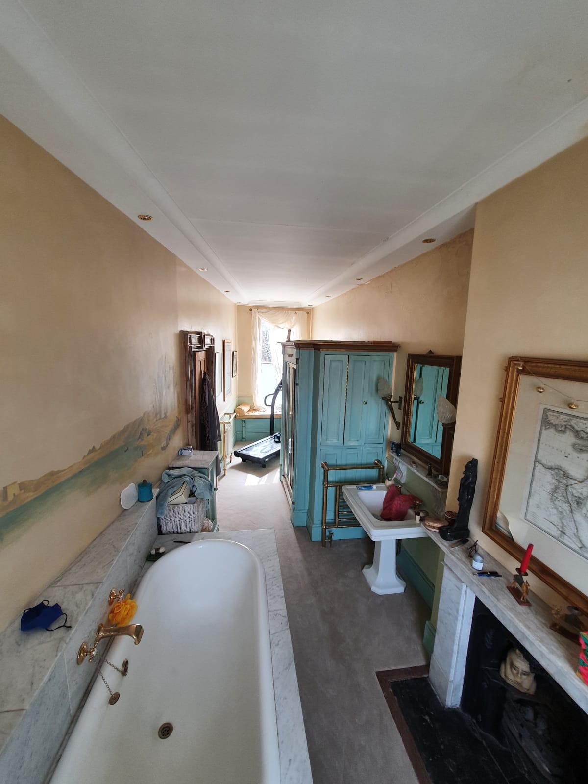 Lewis Abbott Signature Dessert Carpet In Richmond 1