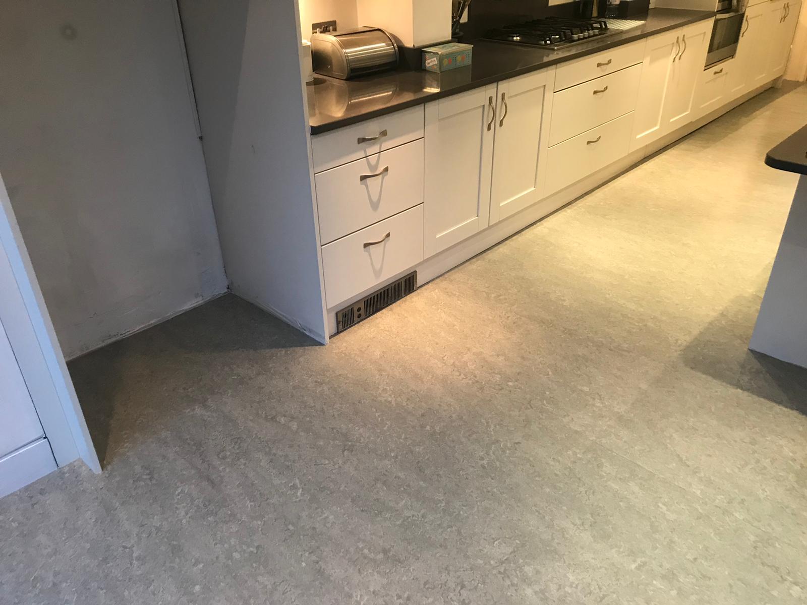 Marmoleum Marbled Mist Grey 3032 Linoleum Flooring in Kensington 2