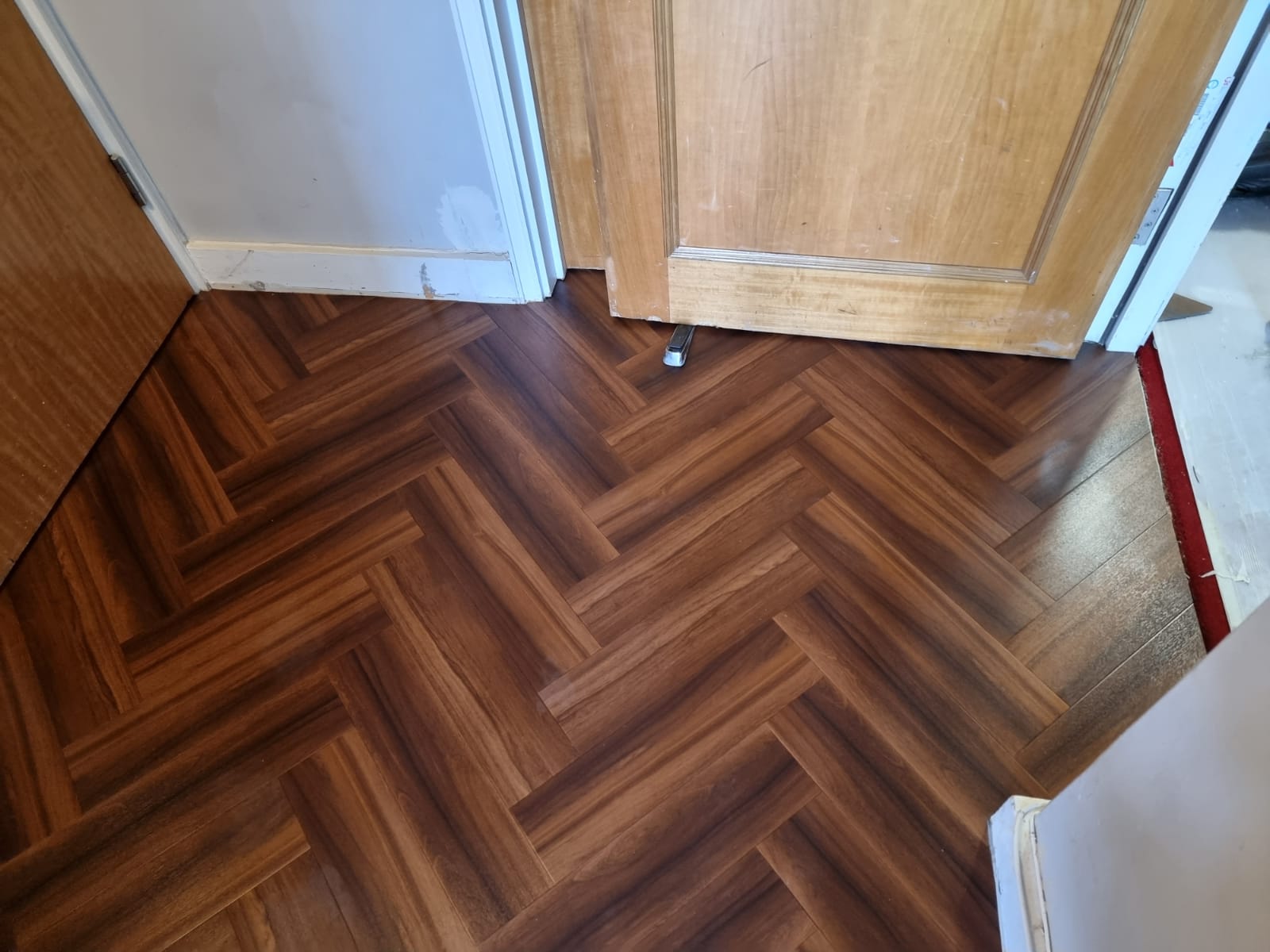 Amtico Signature Rosewood Tick Finnish in Herringbone Installation 4