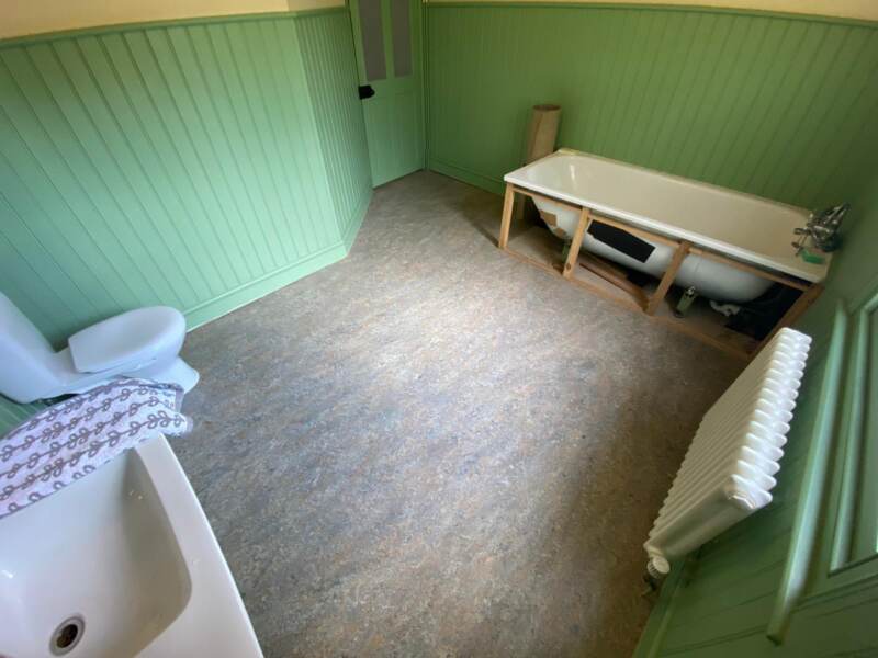 Marmoleum Vivace Granada 3405 Installation in Islington, Home