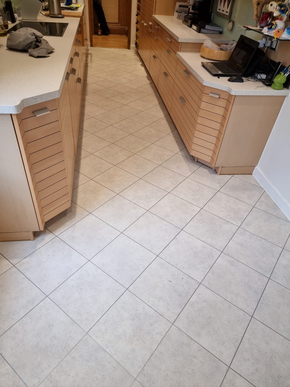 Amtico Spacia Ceramic Frost In Docklands 4