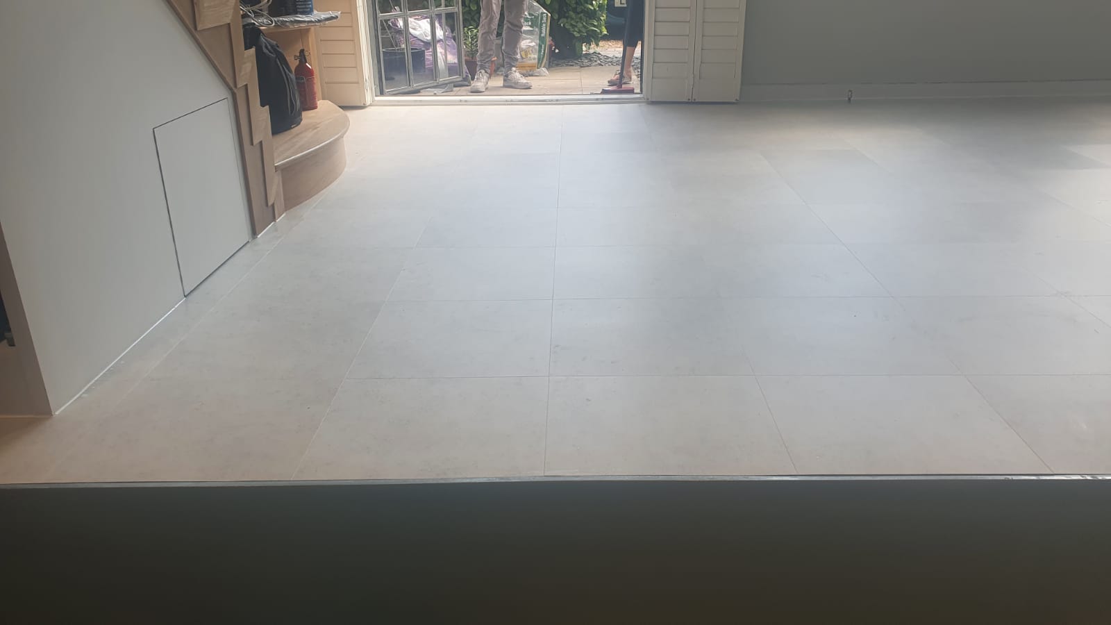 Amtico Spacia Ceramic Frost In Paddington 2