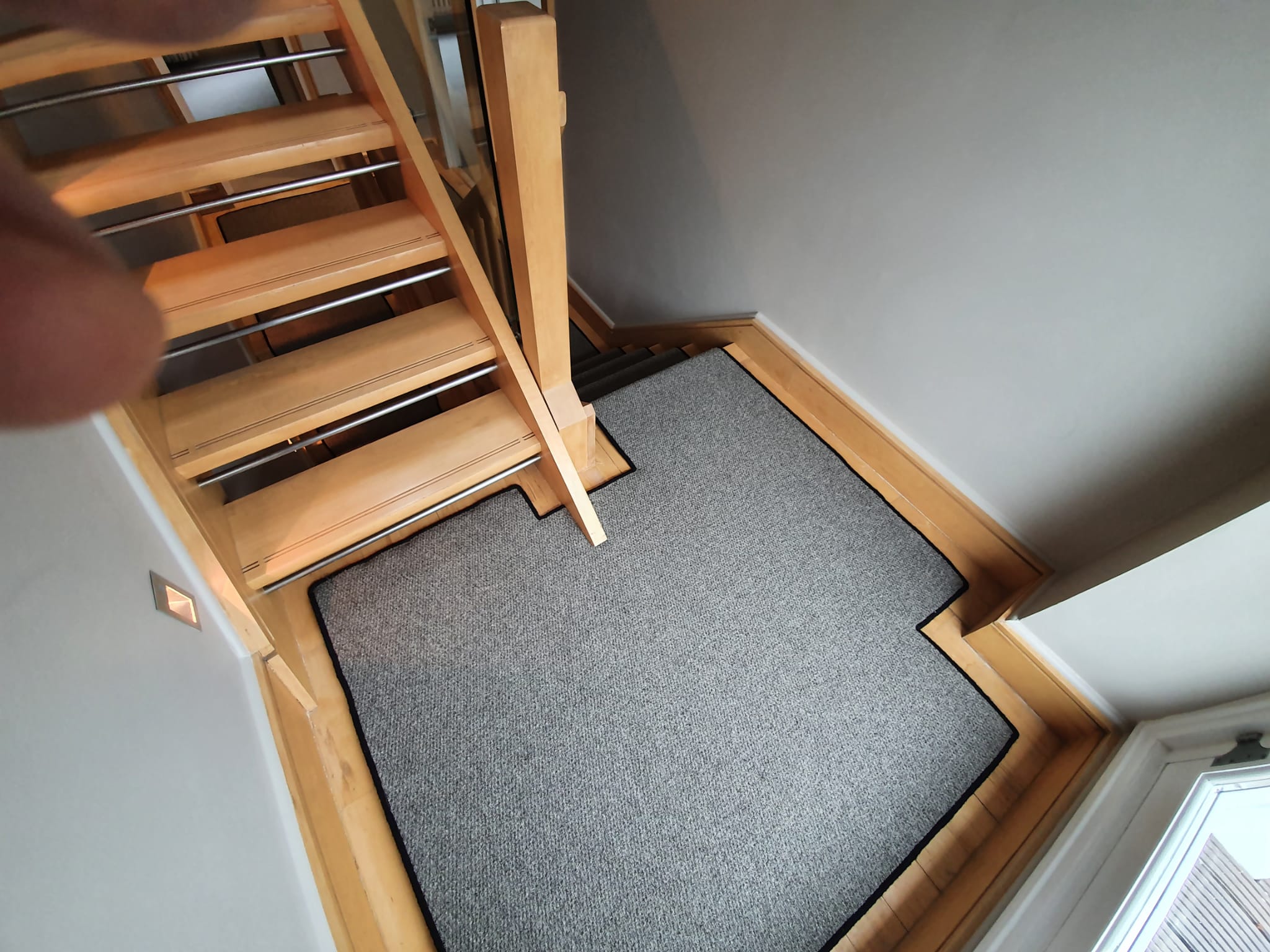 02f49b77-78bc-4e63-9a0b-2df29c0a5f0c