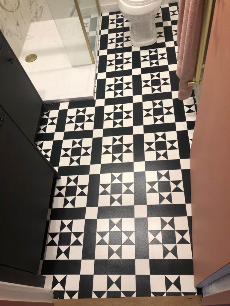 Amtico Décor Classic Moderna DC313 in Farringdon, Luxury Vinyl Tile (LVT) Flooring, Home