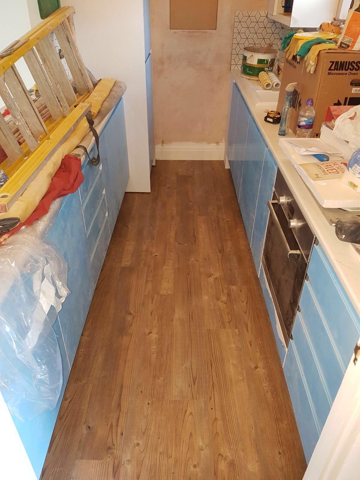 Amtico Spacia Dry Cedar In Barnes2