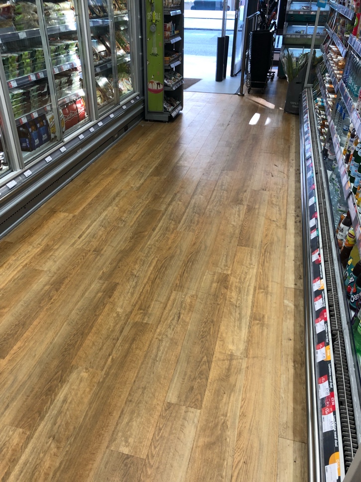 Amtico Signature American Oak In Co - Op - Luxury Vinyl Tile (LVT) Flooring - Commercial