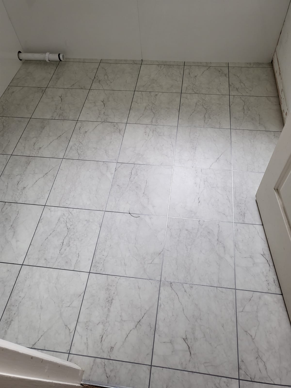 Amtico Signature Onyx Marble installation Fulham-1