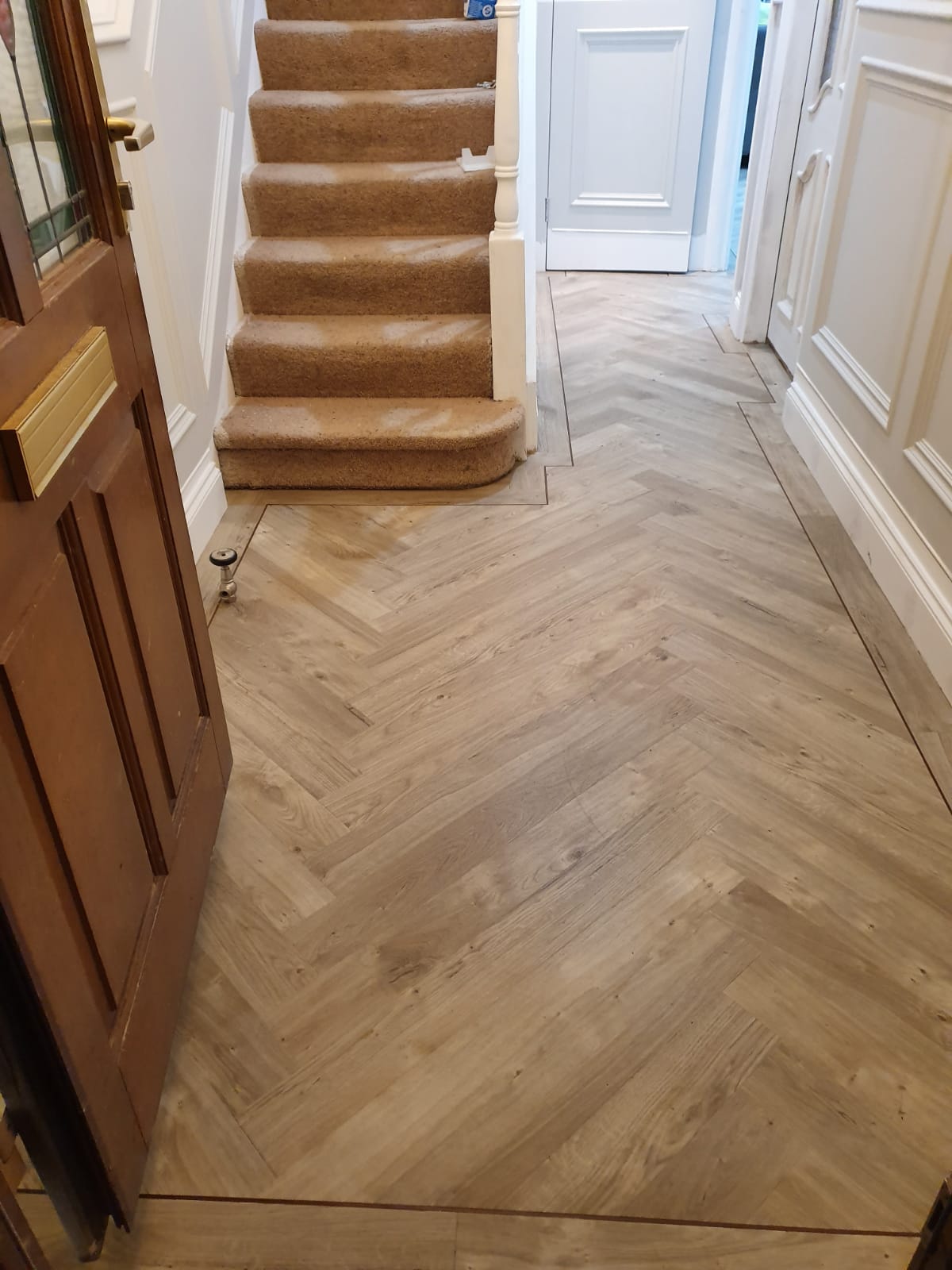 Amtico Spacia Sun Bleached Oak installation Barnes-0