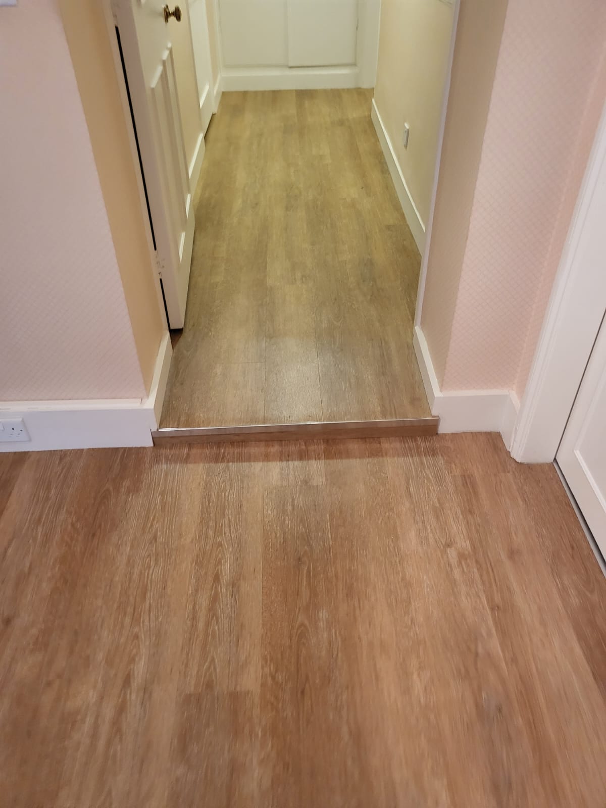 Amtico Spacia XL Plank installation Barnes-1