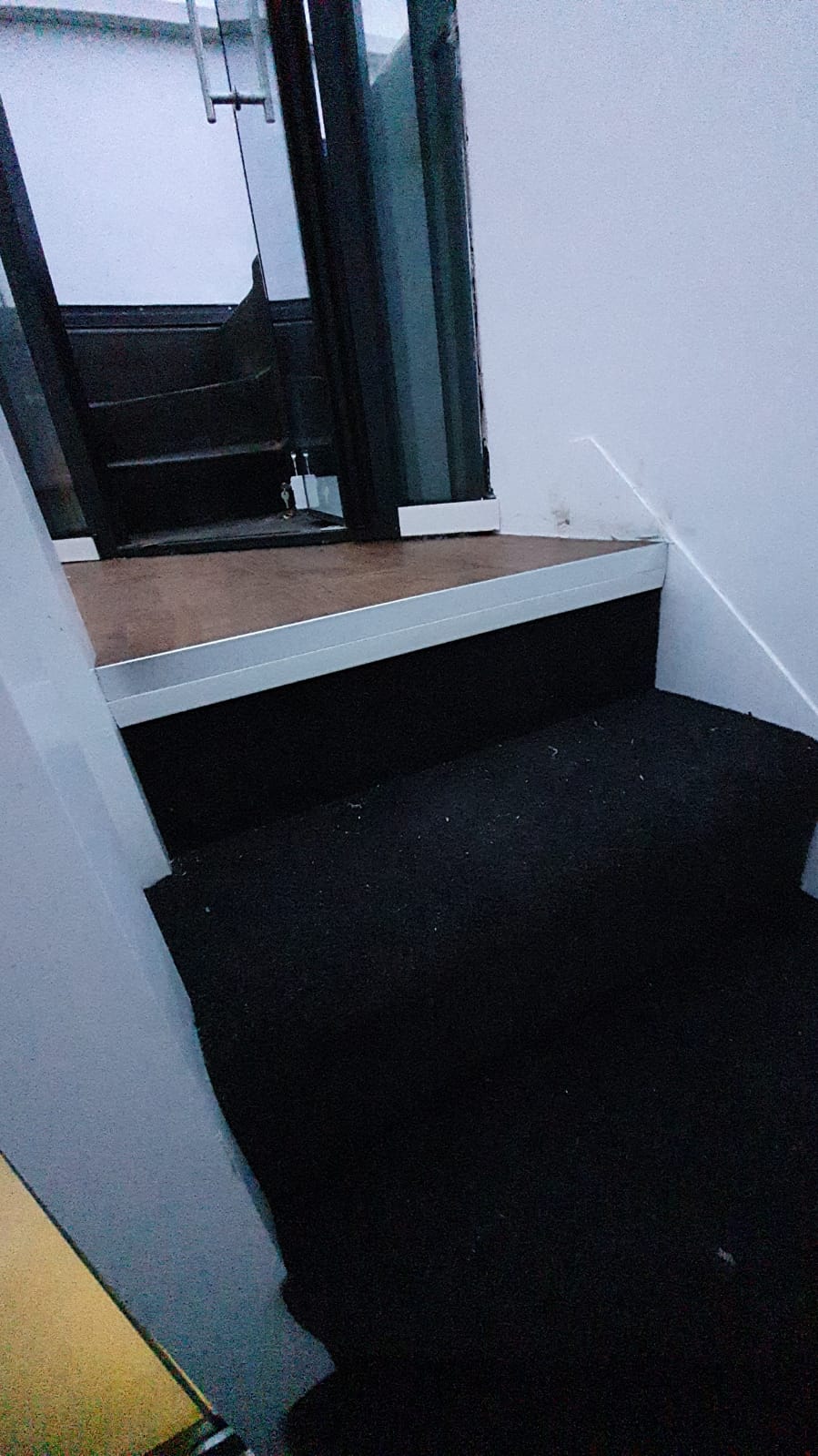 Amtico Spacia Royal Oak Fitting In (2) Richmond-2