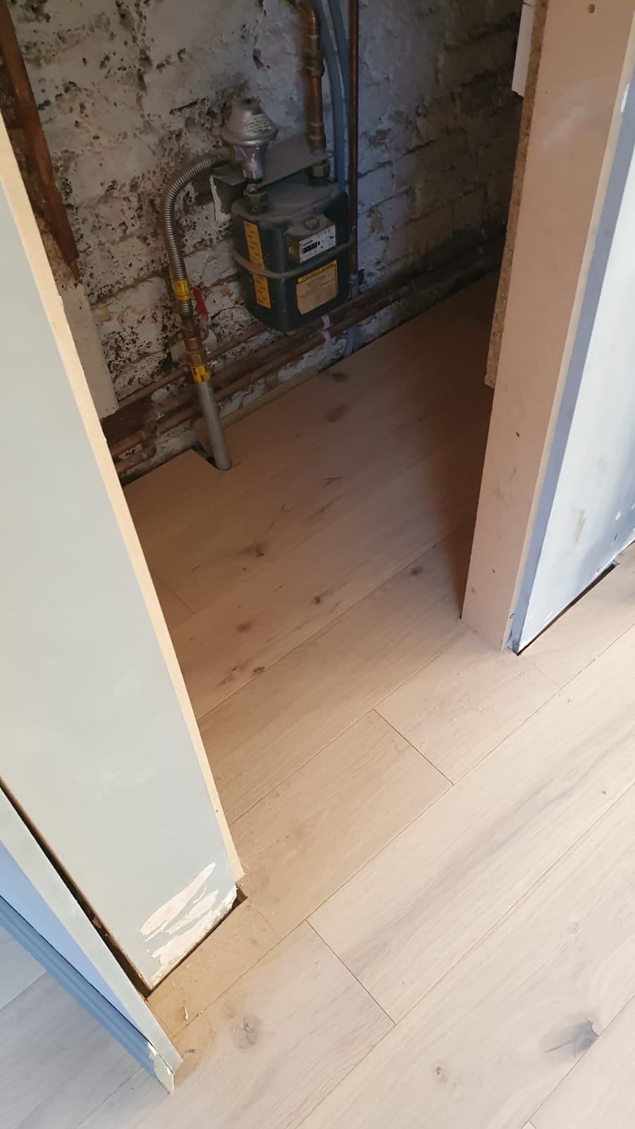 Kersaint Cobb Rustique Nude Installation In Barnes-2