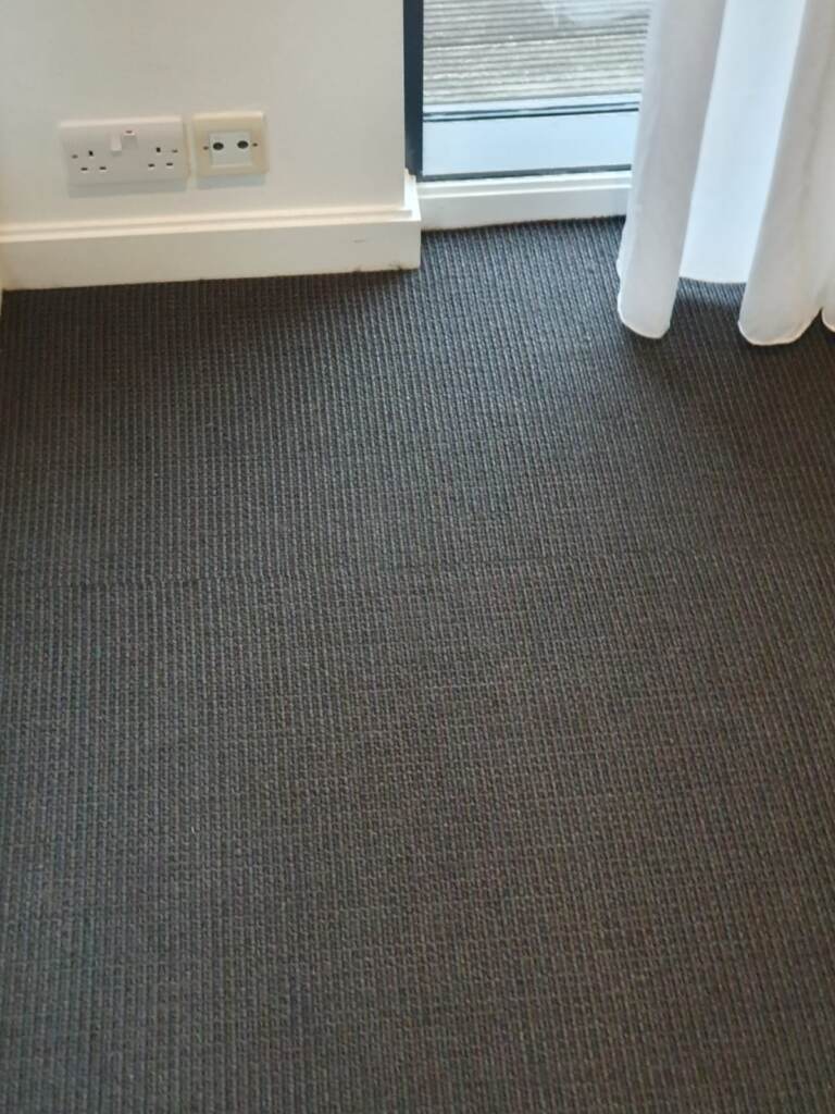 Kersaint Cobb Sisal Big Boucle Noir in Belgravia - Carpet