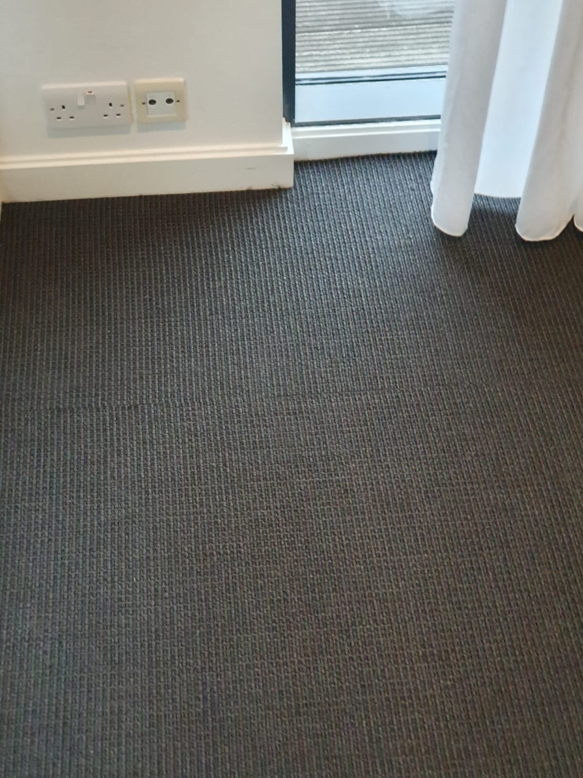 Kersaint Cobb Sisal Big Boucle Noir in Belgravia - Carpet