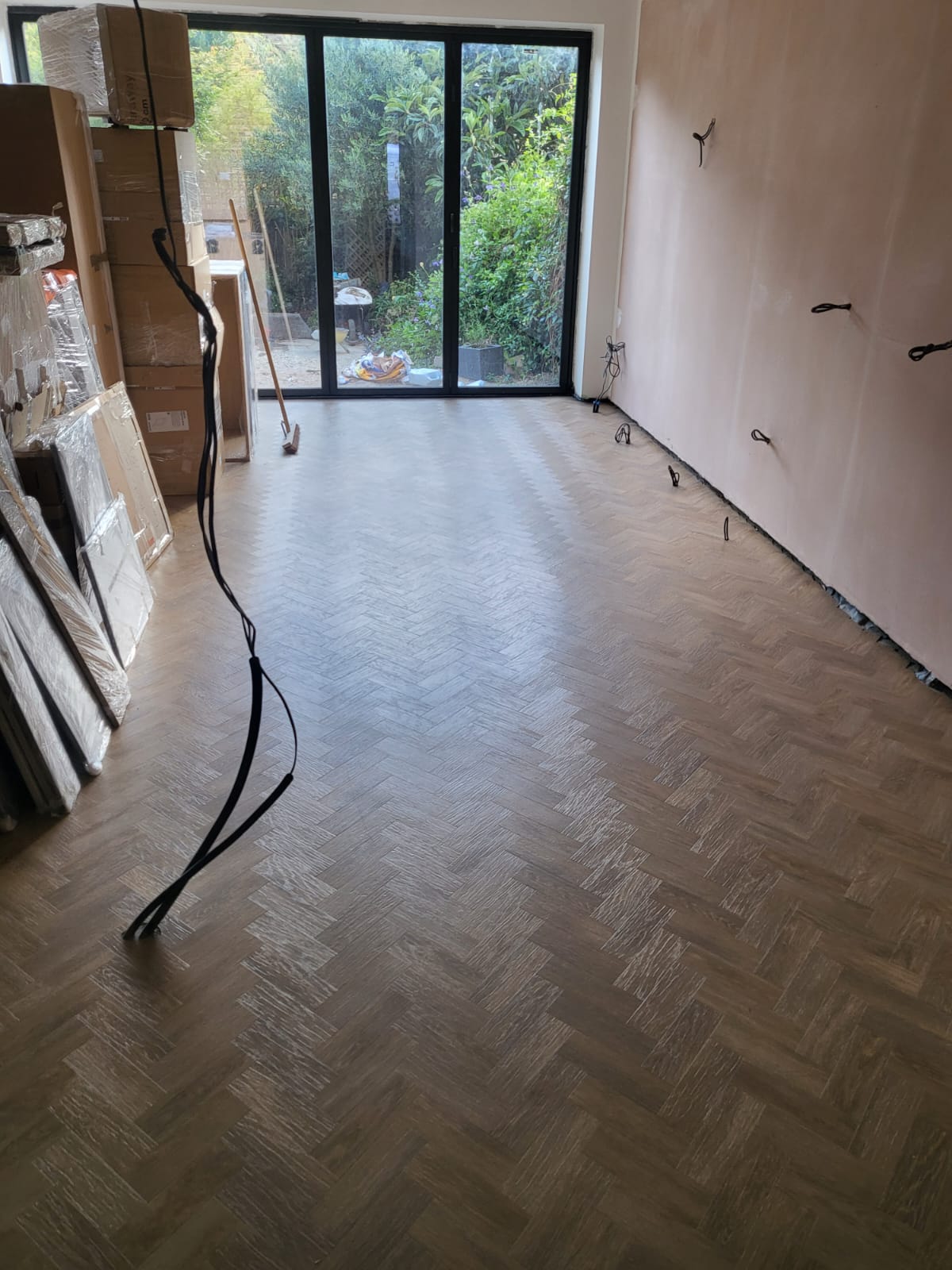 Amtico Form Fawn Oak Installation In Mayfair-2