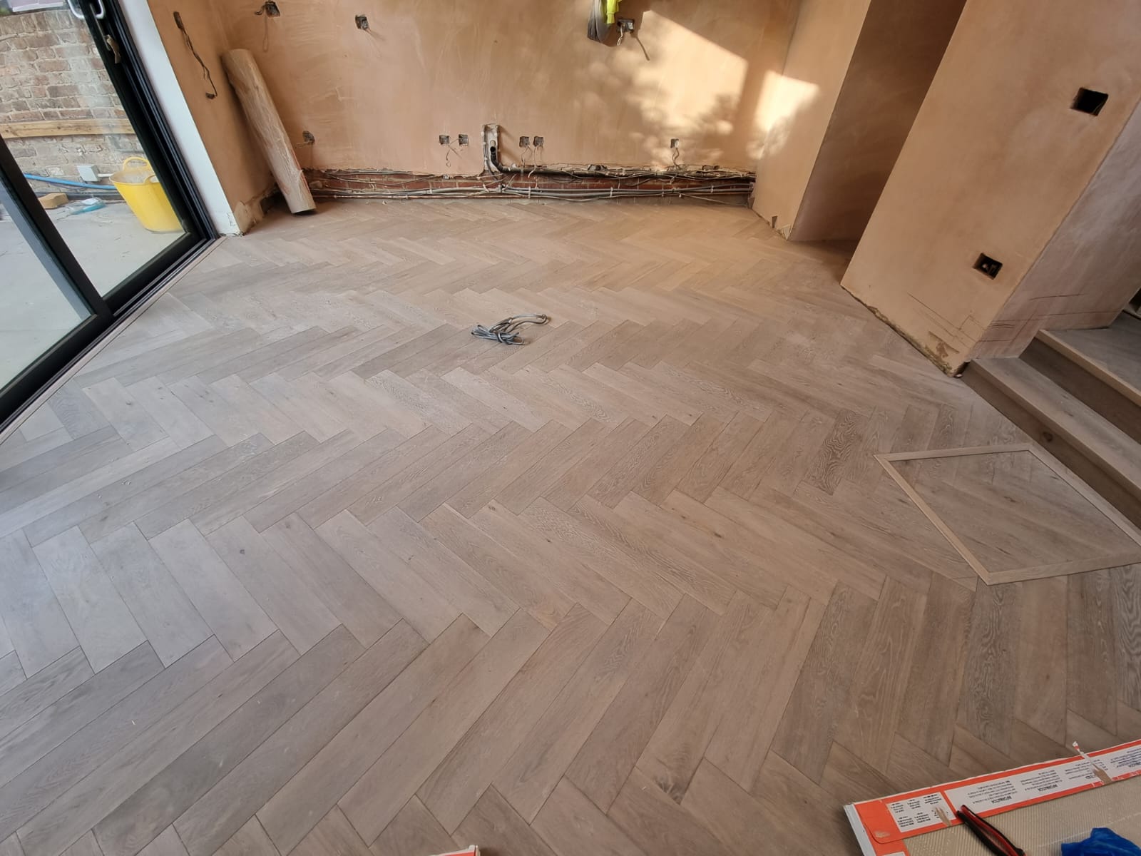 La Collezione Panorama Schilthorn Installation In Clapham-0