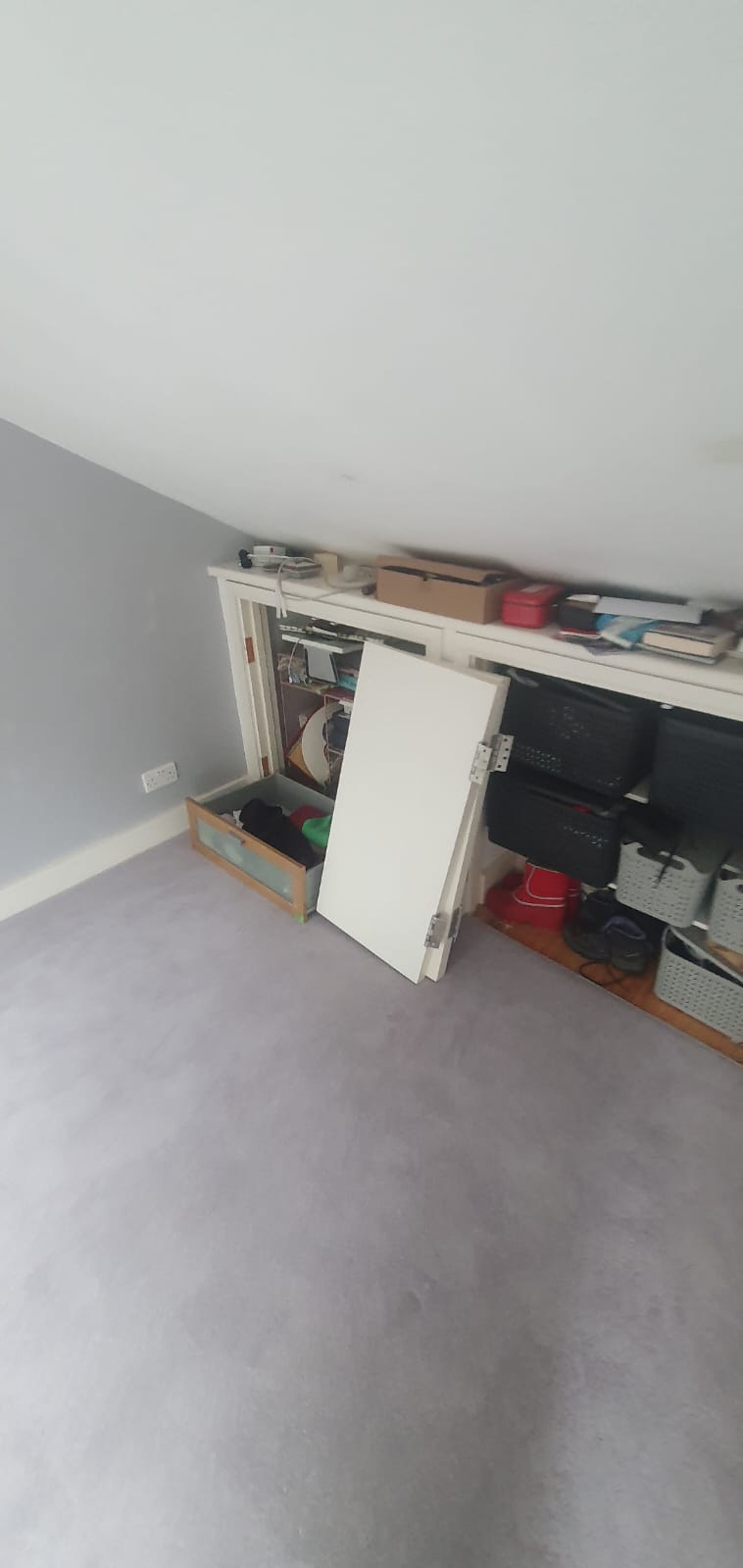 Lano Carpets Velvet Dream 800 Black Installation in Putney - Carpet - Residential