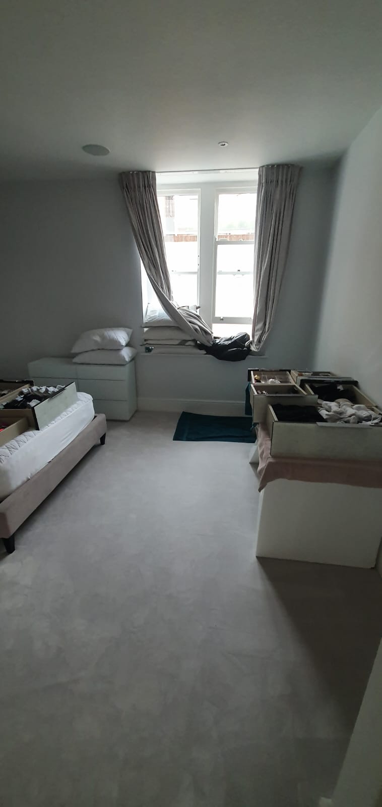 ITC Natural Luxury Flooring Chablis 130110 Installation in Putney - Carpet - Residential