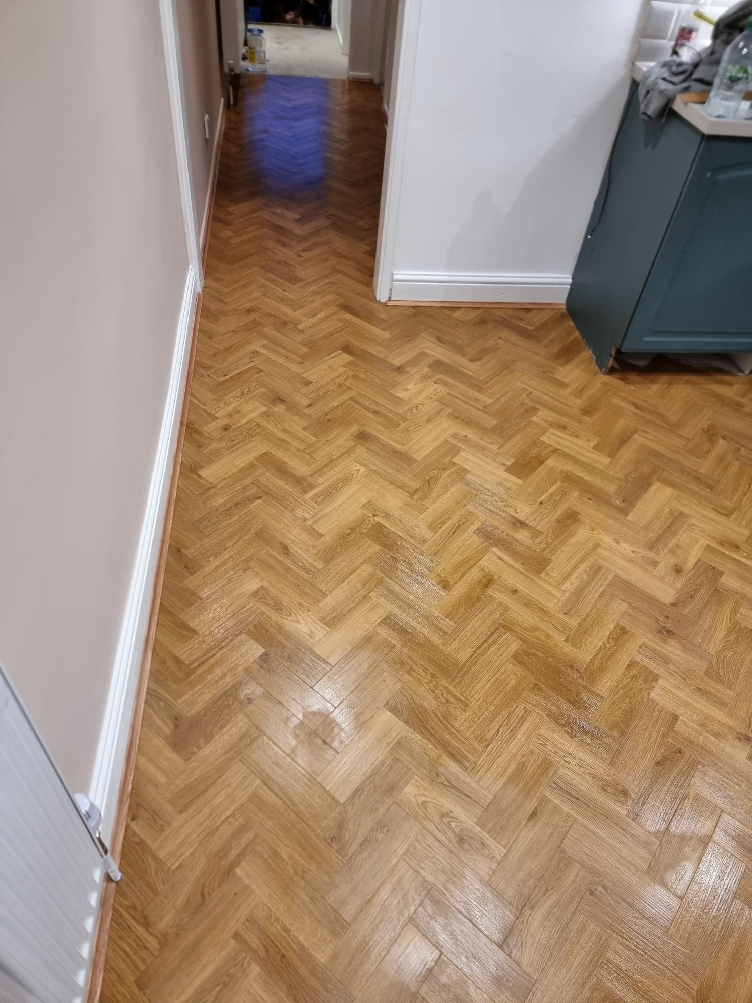 Amtico Spacia Traditional Oak Installation in Earls Court Wood Flooring - Amtico Flooring - Residential