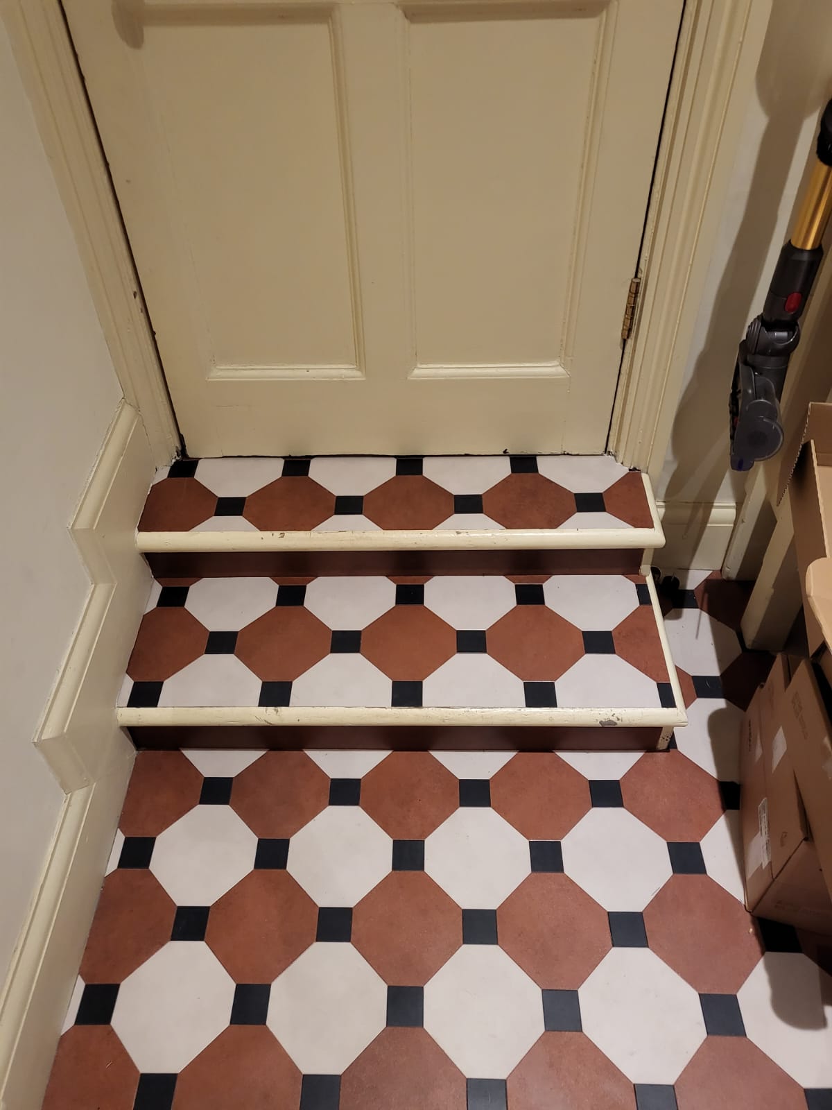 Amtico Signature Designers Choice DC371 The Terrace installation in Wimbledon-1