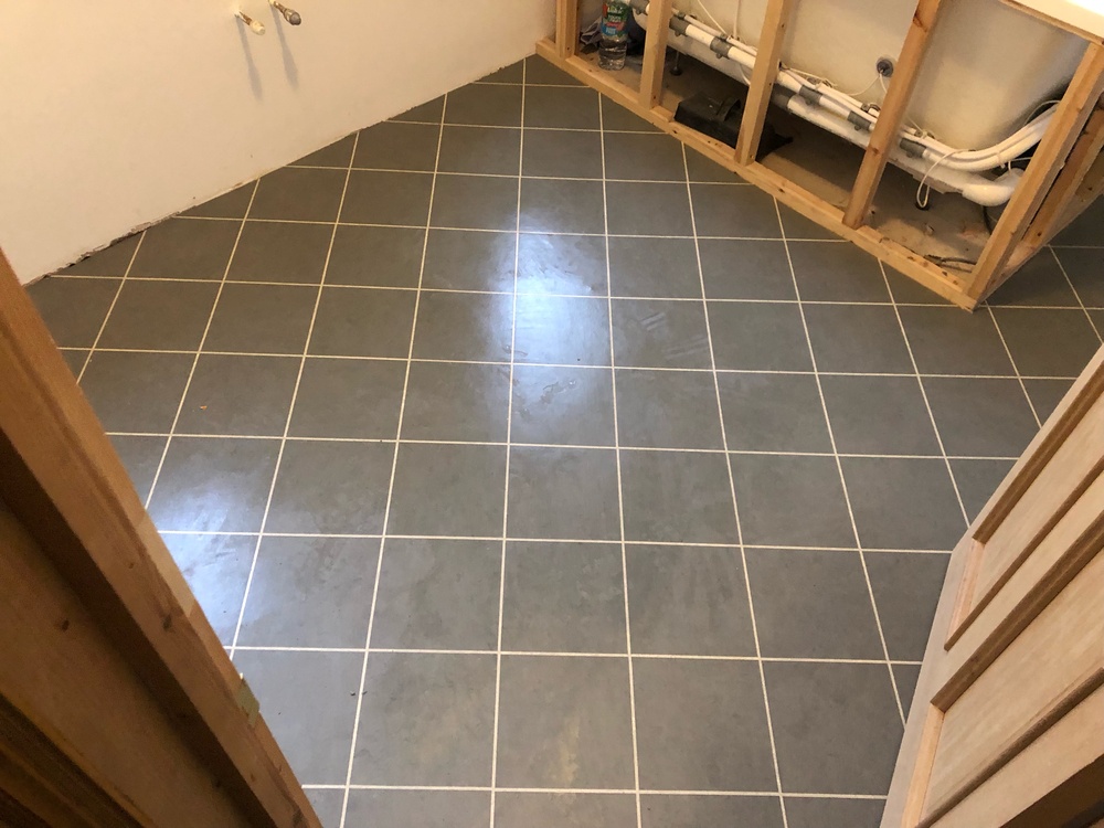 Amtico Spacia Ceramic Dark Installation In Ealing-0