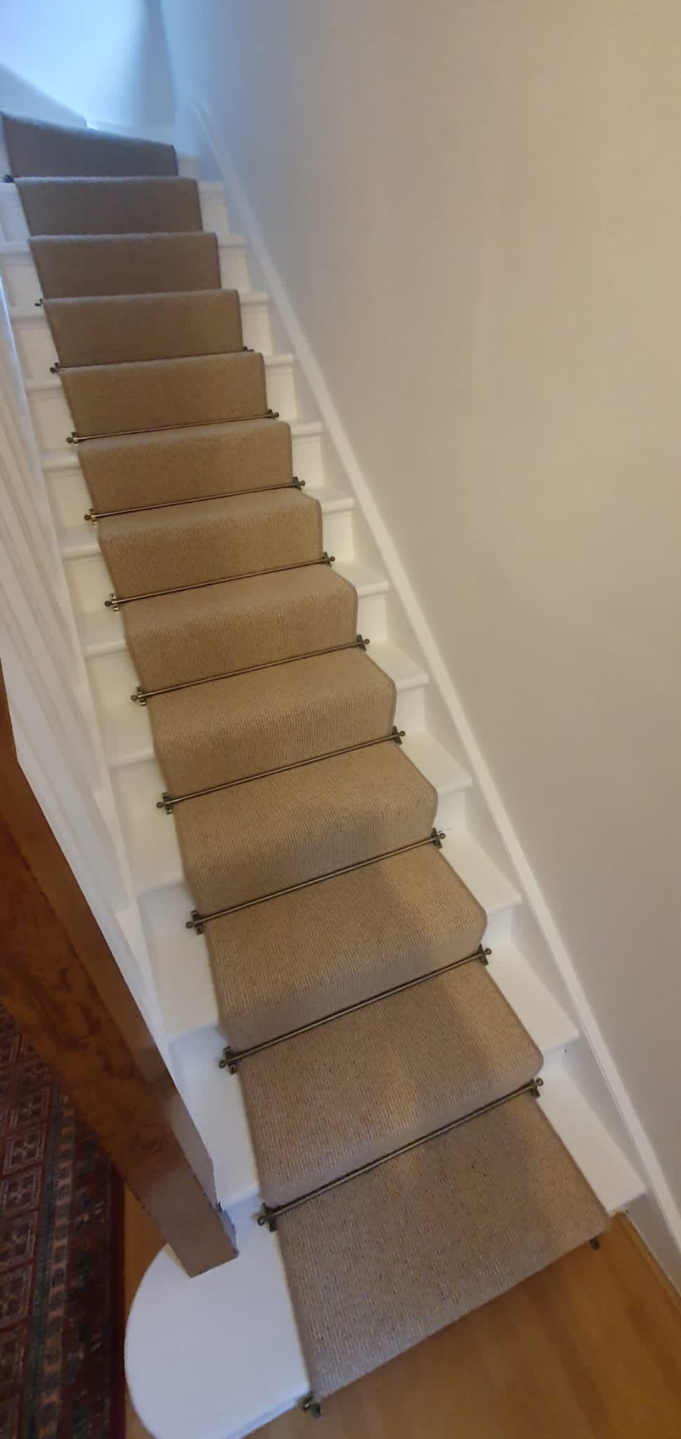 Telenzo Carpets Mainline Oxford Circus Installation in Earls Court - Carpet - Residential