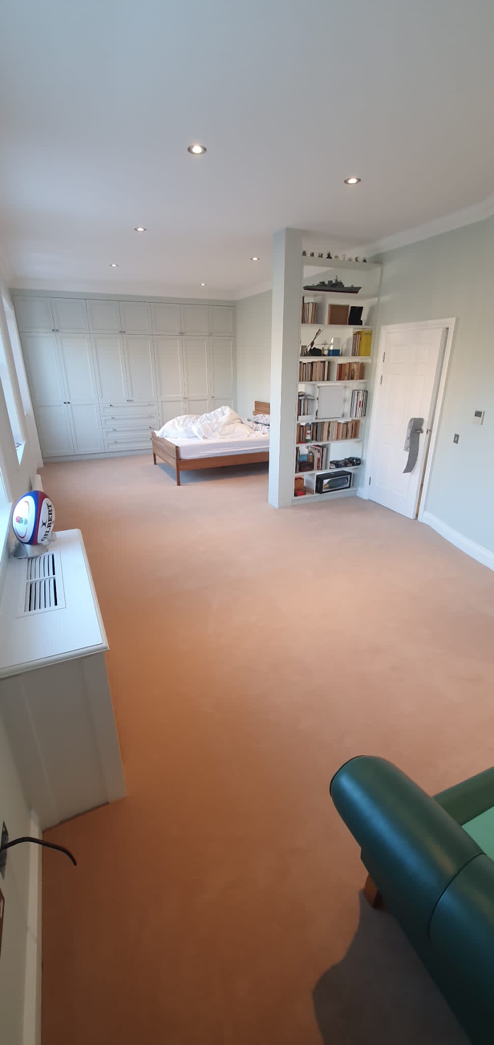 Westex Flooring Prestige Velvet Champagne Installation in Canary Wharf - Carpet - Residential