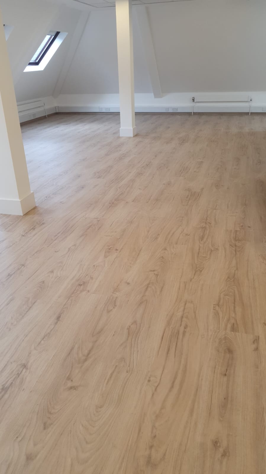 Karndean Knight Tile Dutch Limed Oak Installation in Croydon Wood Flooring - Guide - Residential